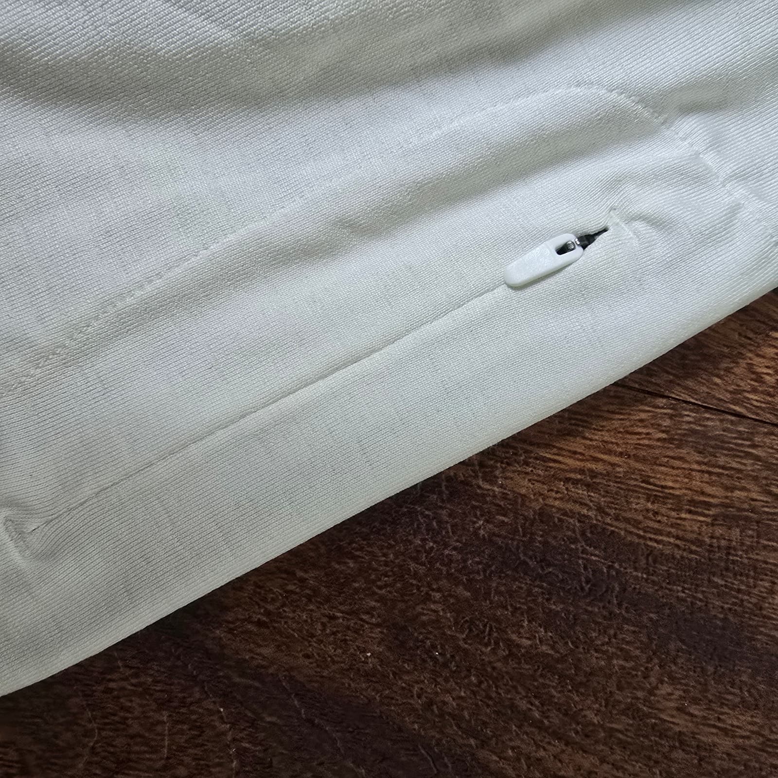 Athleta Pacifica Contoured & Sunlover UPF Tulip Back Long Sleeve Tops - XS - Thumbnail 9