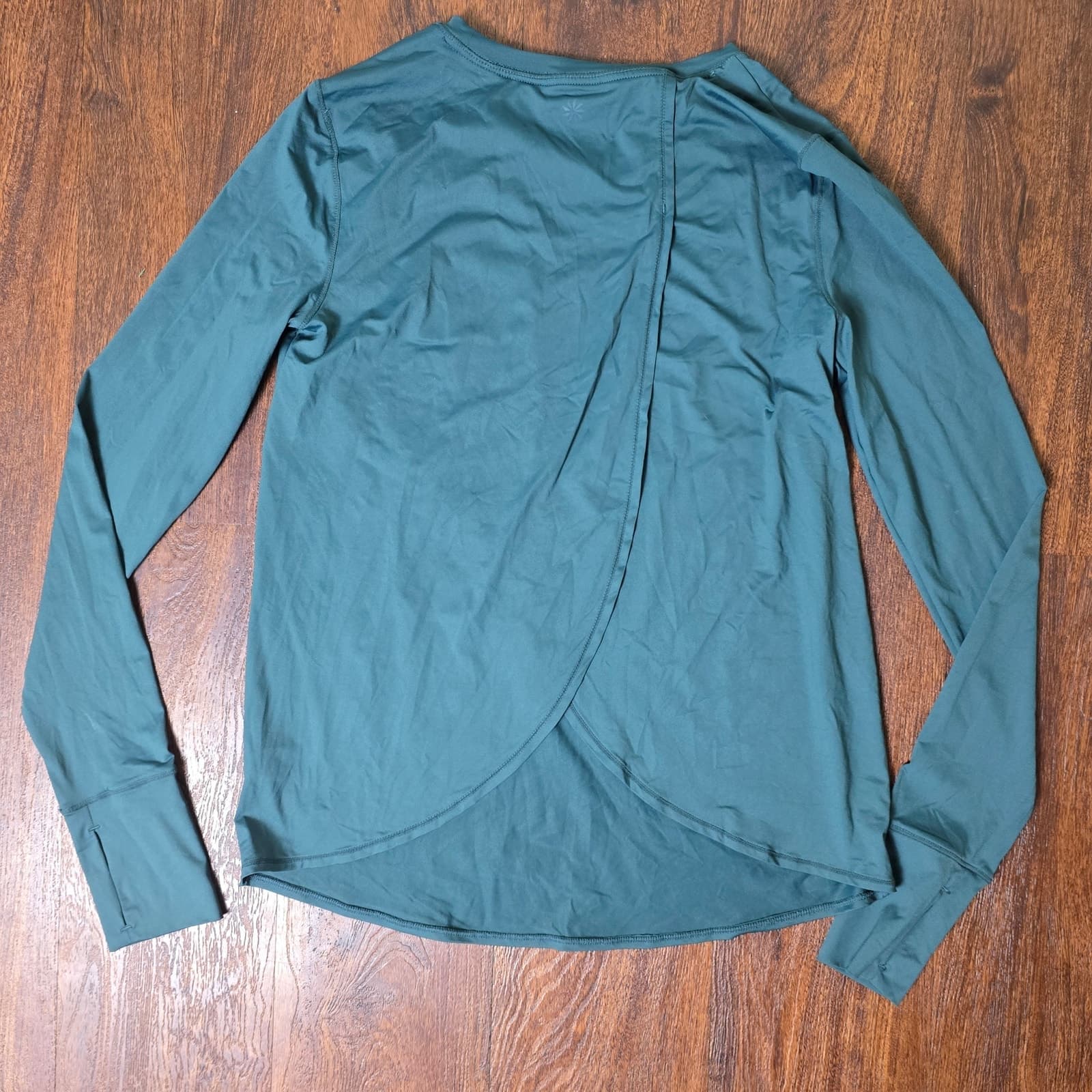 Athleta Pacifica Contoured & Sunlover UPF Tulip Back Long Sleeve Tops - XS - Thumbnail 11