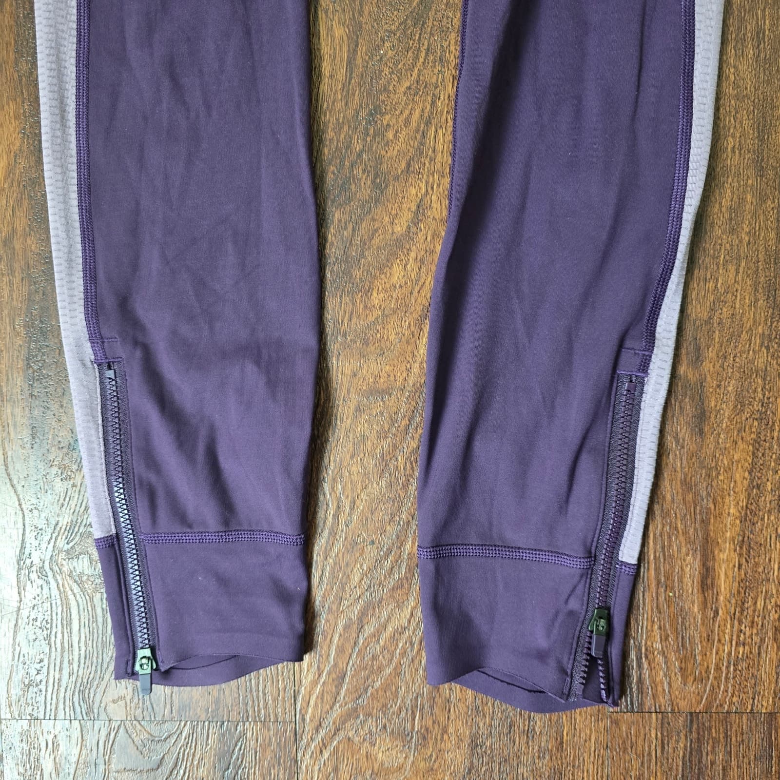 Allyson Felix x Athleta Legend Mesh Tight, XS - Thumbnail 4