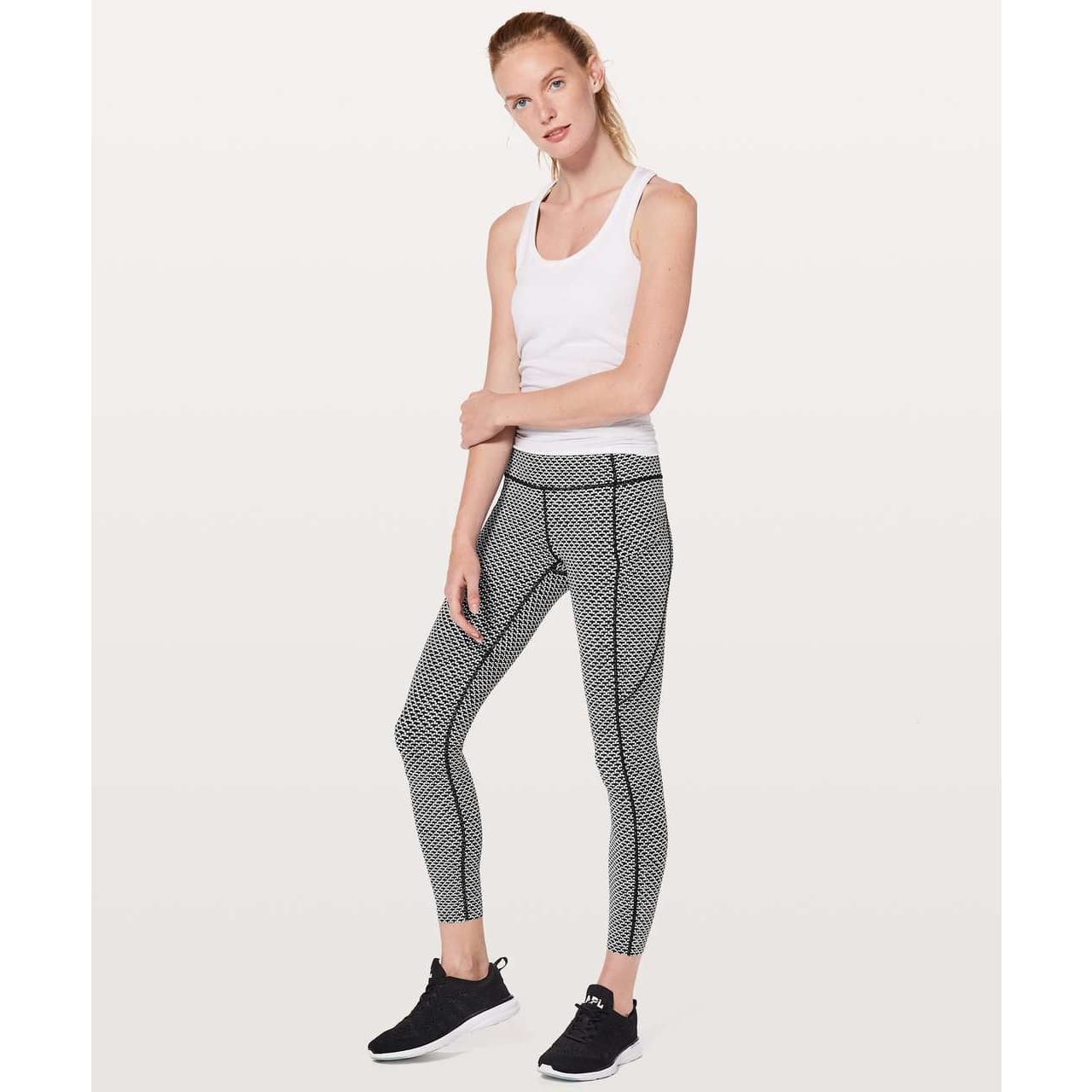 Lululemon Fast & Free 7/8 Tight II (Nulux 25") Monochromic Black Size 4 W5ATLS - Thumbnail 2