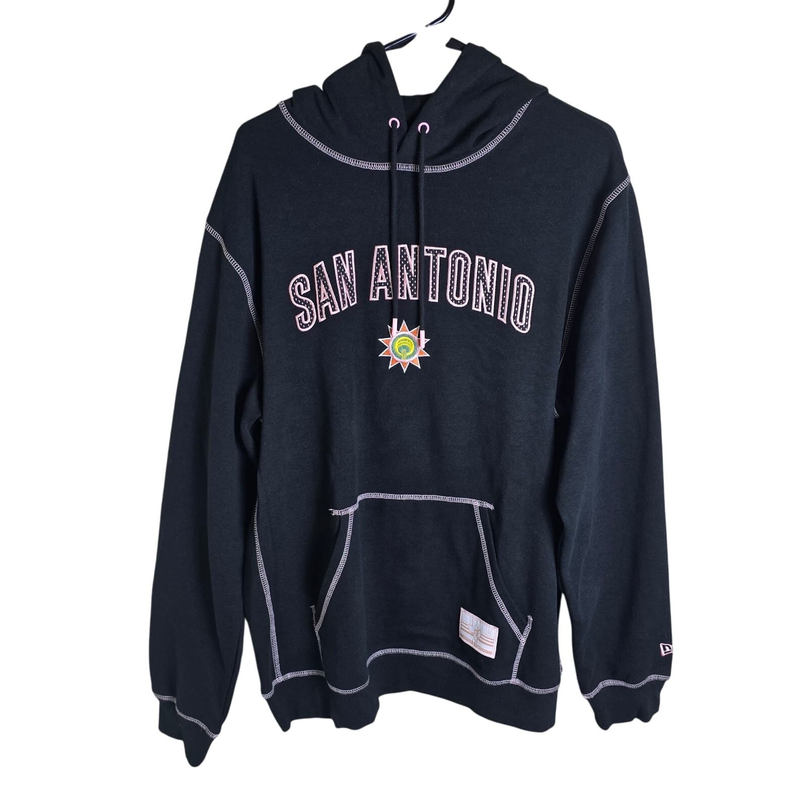 New Era Men's San Antonio Spurs Black Hoodie - Large - NWOT - Image 1
