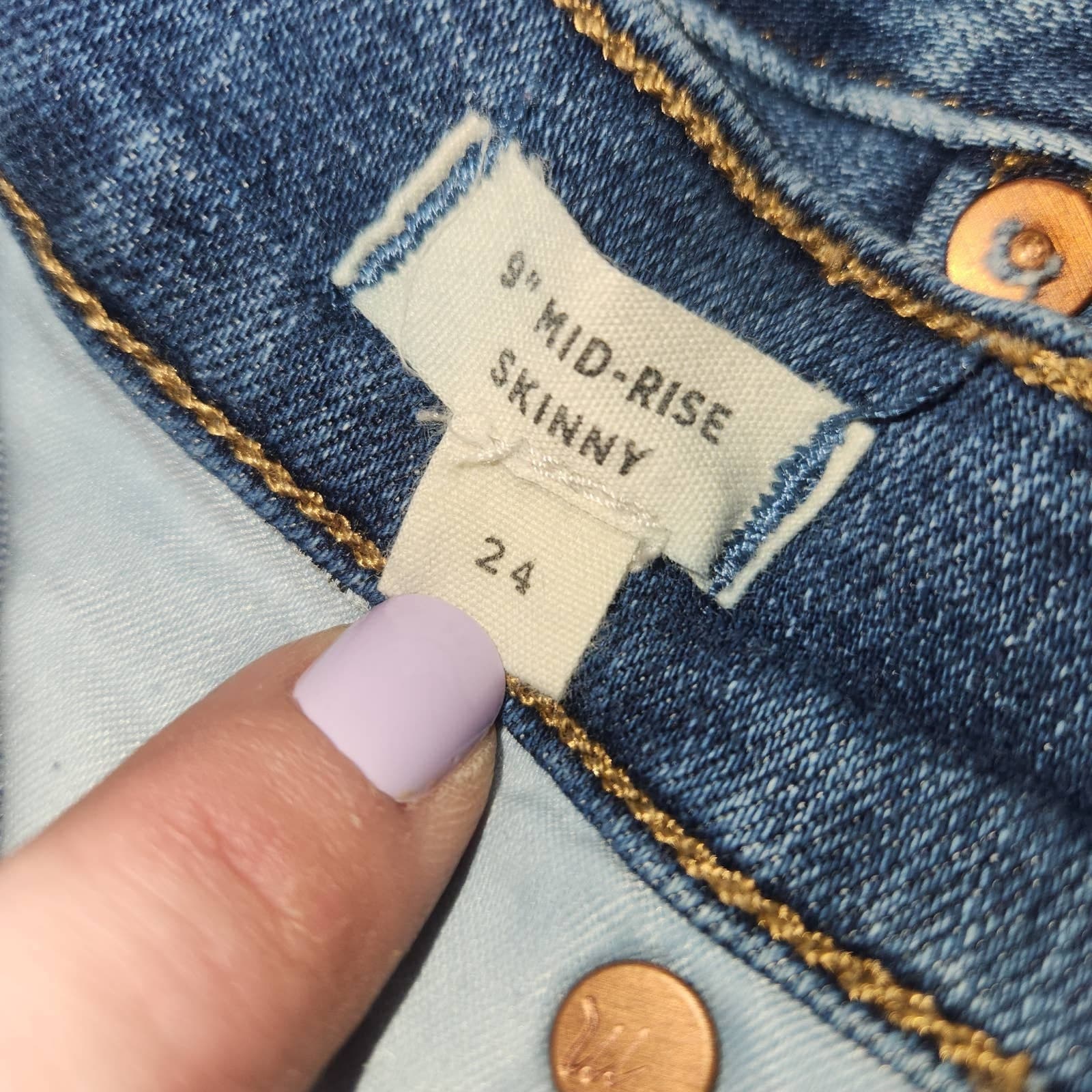 Madewell 9" Mid Rise Button Fly Raw Hem Skinny Jeans, Size 24w - Thumbnail 10
