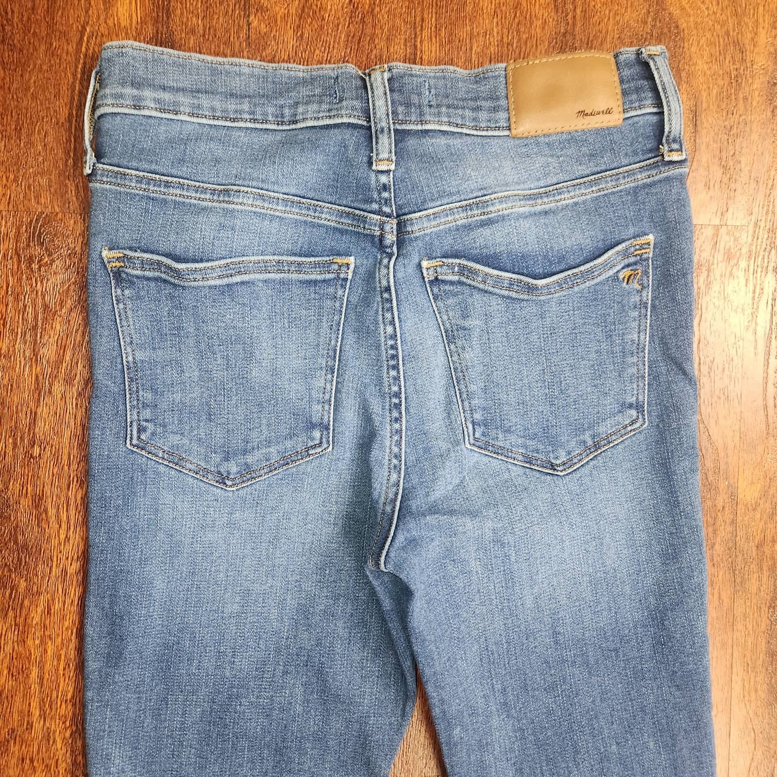 Madewell 9" Mid Rise Button Fly Raw Hem Skinny Jeans, Size 24w - Thumbnail 8