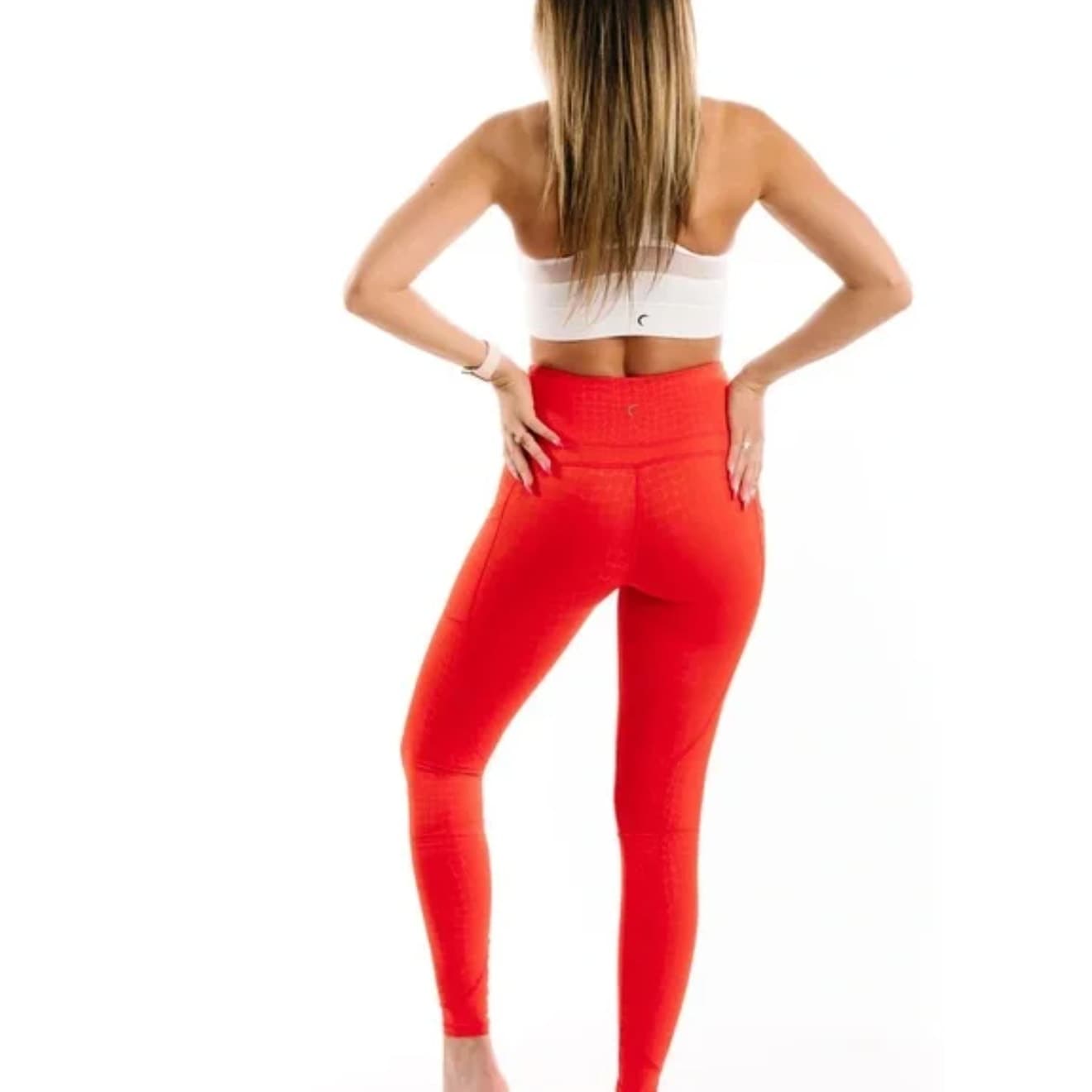 ZYIA Active Light N Tight Pocket Hi-Rise 28" - Red Scales - Size 2 - Thumbnail 4