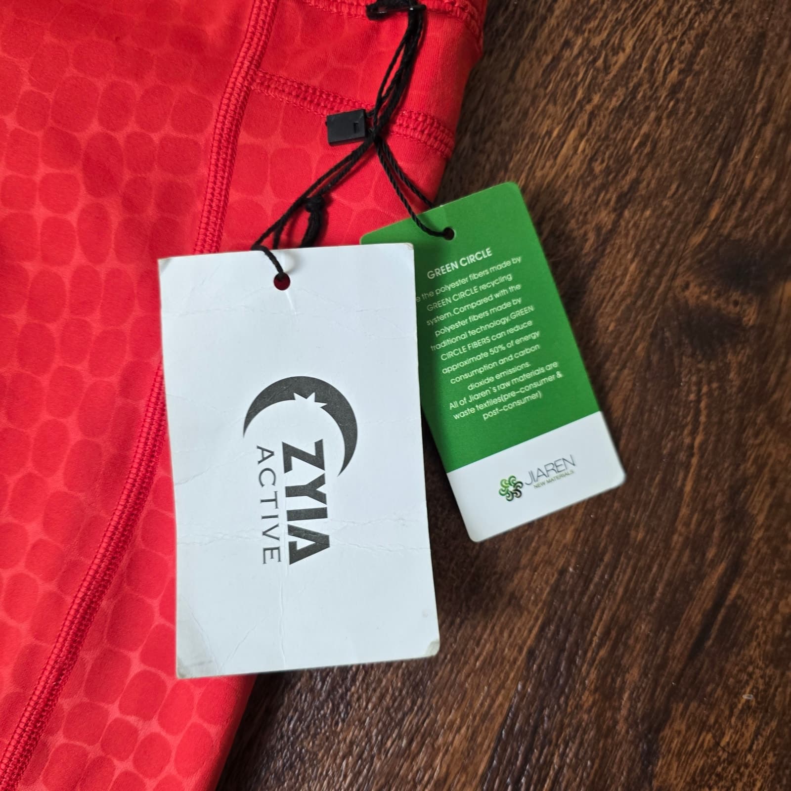 ZYIA Active Light N Tight Pocket Hi-Rise 28" - Red Scales - Size 2 - Thumbnail 8