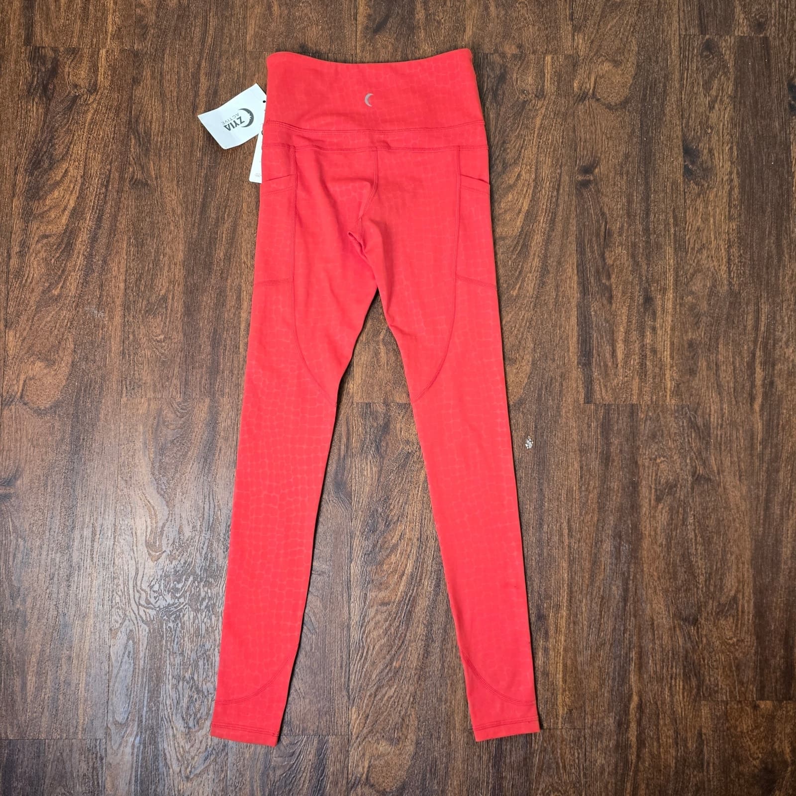 ZYIA Active Light N Tight Pocket Hi-Rise 28" - Red Scales - Size 2 - Thumbnail 6
