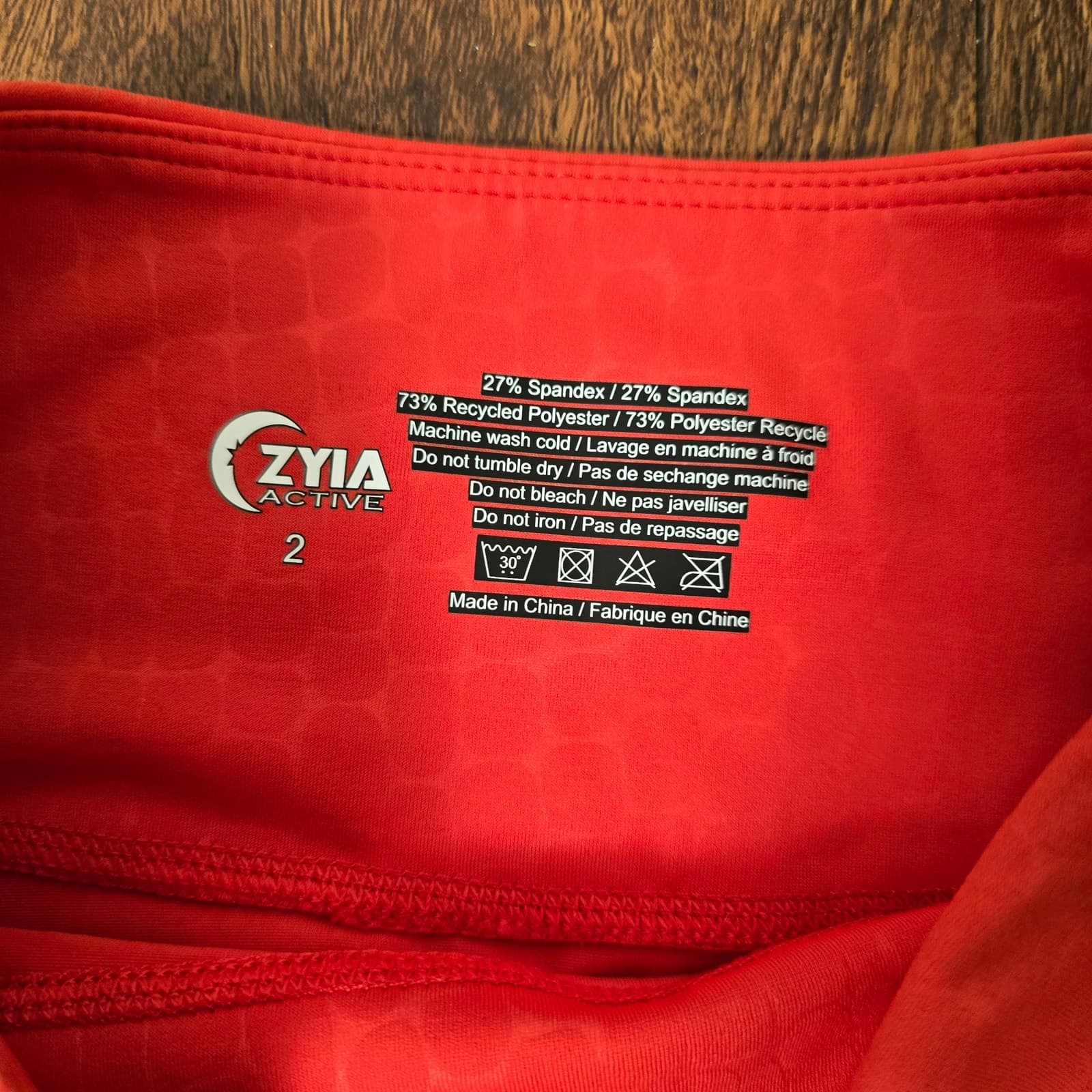 ZYIA Active Light N Tight Pocket Hi-Rise 28" - Red Scales - Size 2 - Thumbnail 10