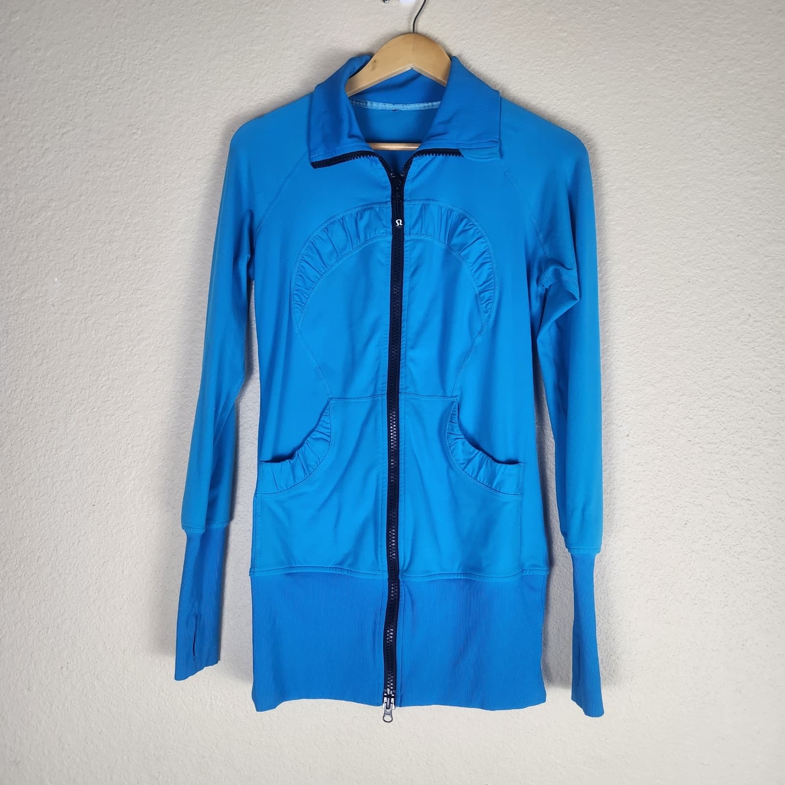 Lululemon Gather Together Gather Up Zip Up Jacket in Kayak Blue, Size 6wwwwwwww - Thumbnail 4