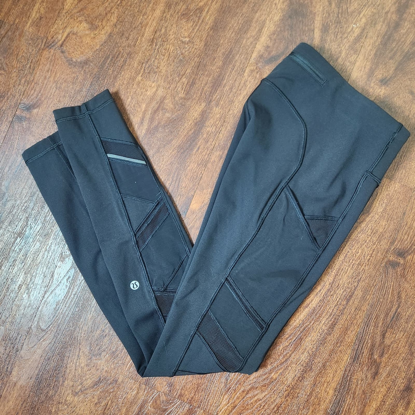 Lululemon Speed Up Tight *Mesh 28" Size 4 Style # W5BLRS - Thumbnail 3