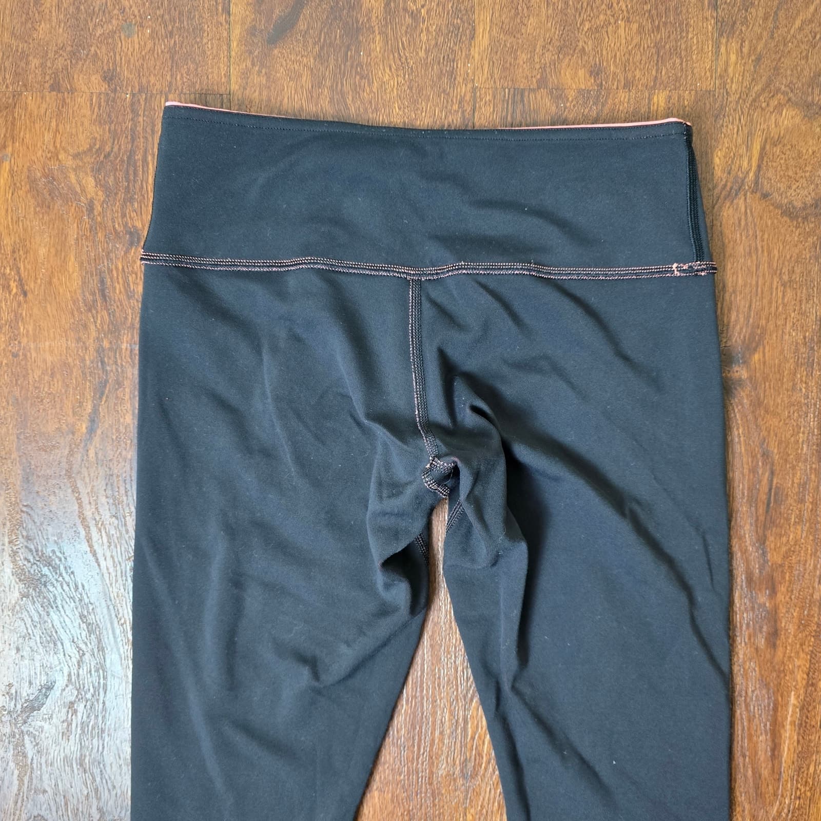 Lululemon Wunder Under Pant *Reversible Black / Raspberry Glo Light Size 6 - Thumbnail 7