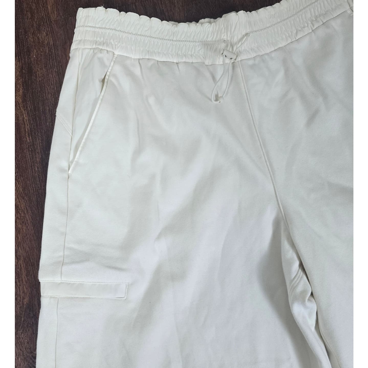 Athleta Triumph Wide Leg Crop Pants - Magnolia White - Large - 544711 - NWT - Thumbnail 5