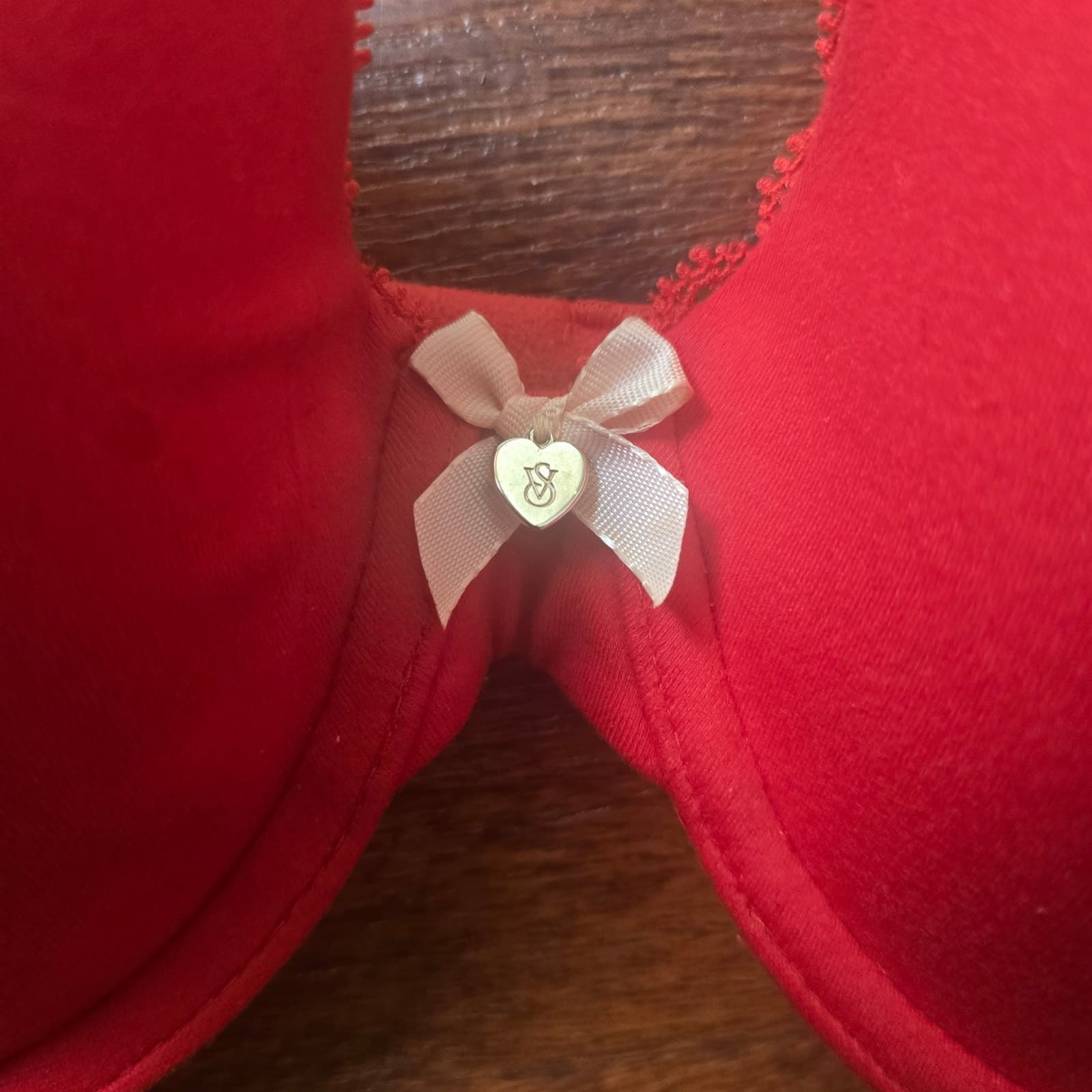 Body by Victoria Lined Perfect Coverage Bra - Red with white Lace - 34C - Thumbnail 2