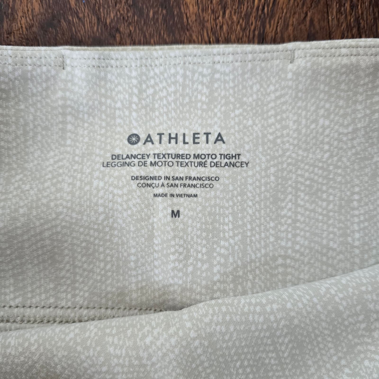 Athleta Delancey Textured Moto Tight - Braiden Cream - Medium - 882716 - Thumbnail 9