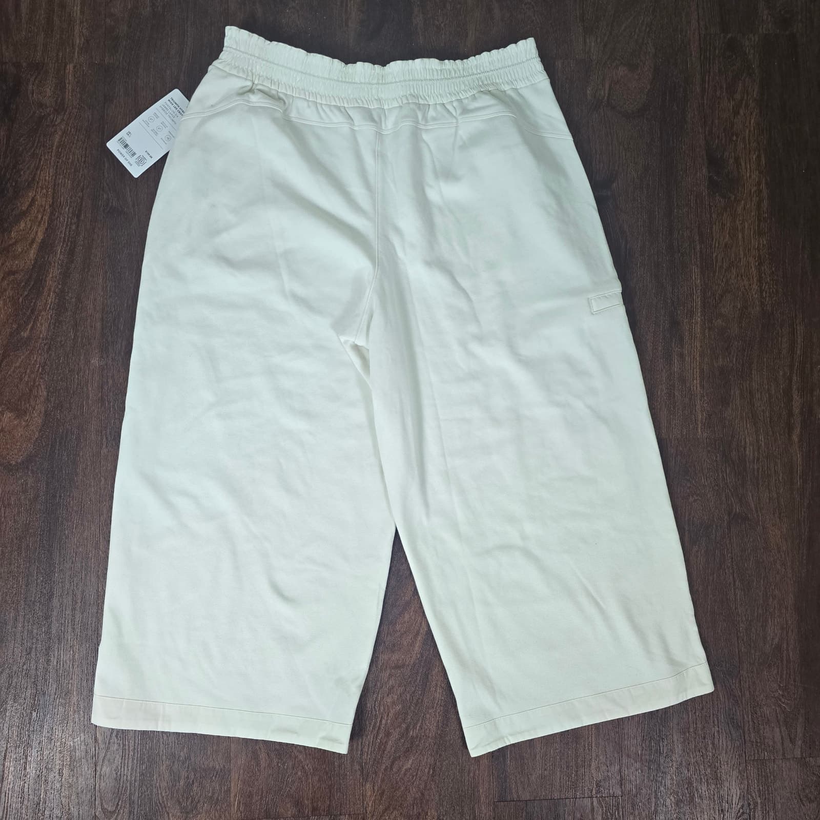 Athleta Triumph Wide Leg Crop Pants - Magnolia White - Large - 544711 - NWT - Thumbnail 7