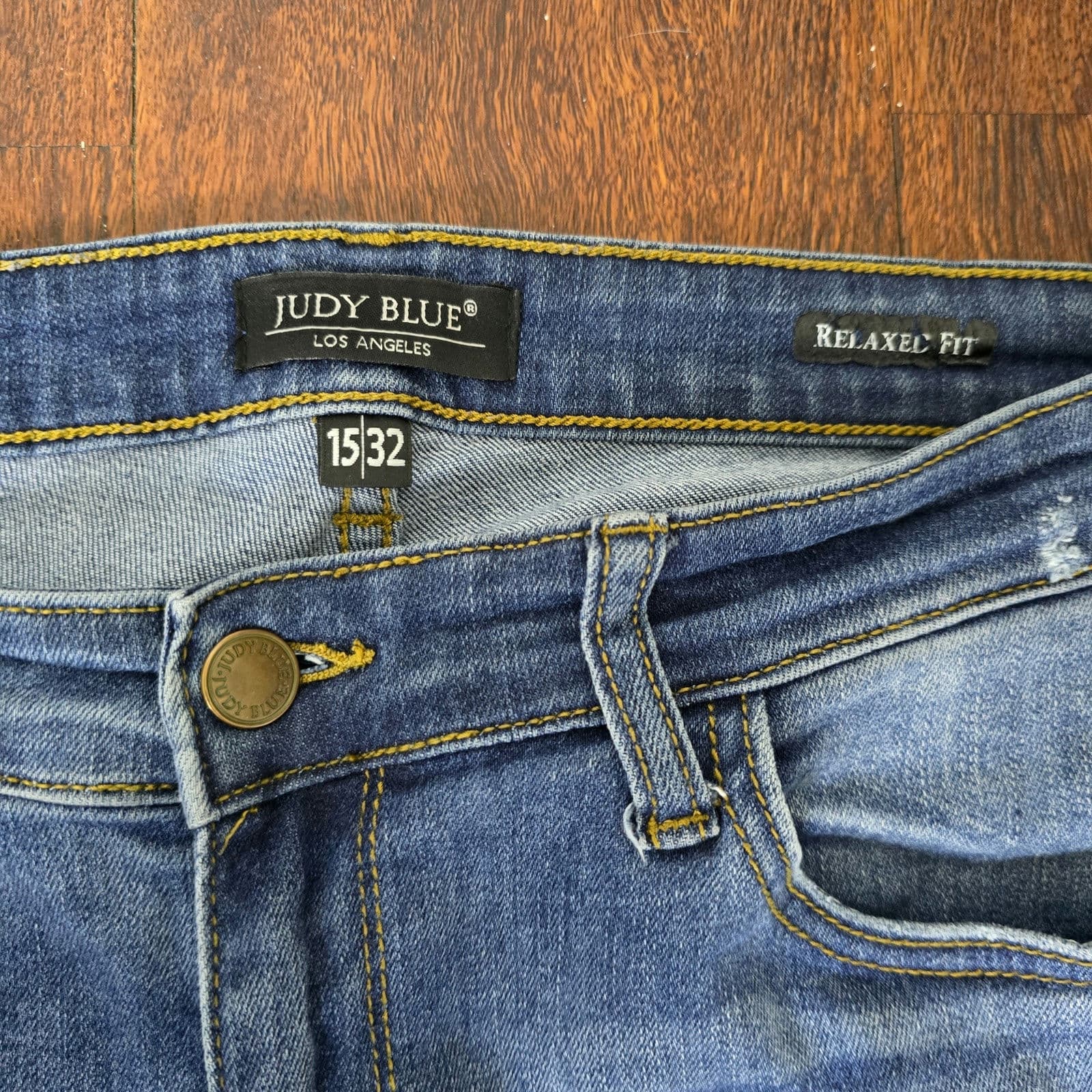 Judy Blue Relaxed Fit Distressed Stretch Jeans Rolled Cuff JB8271DK Size 15/32 - Thumbnail 6