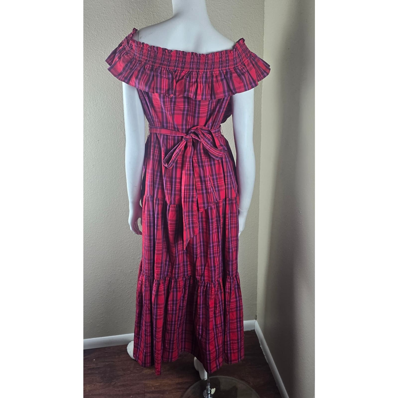 Draper James Kimberly Off-Shoulder Tie-Waist Smocked Neck Dress in Angie Plaid - Thumbnail 3