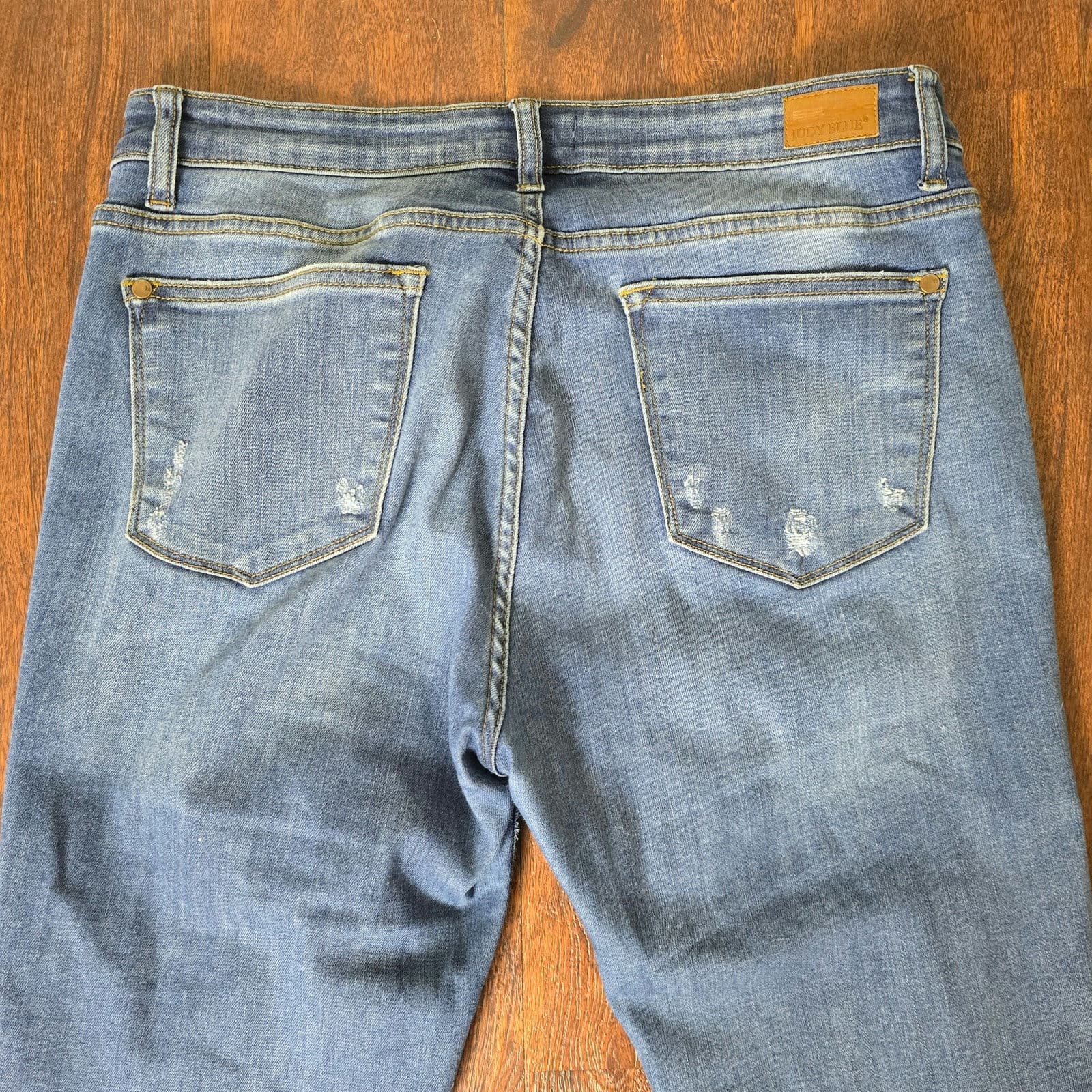 Judy Blue Relaxed Fit Distressed Stretch Jeans Rolled Cuff JB8271DK Size 15/32 - Thumbnail 9