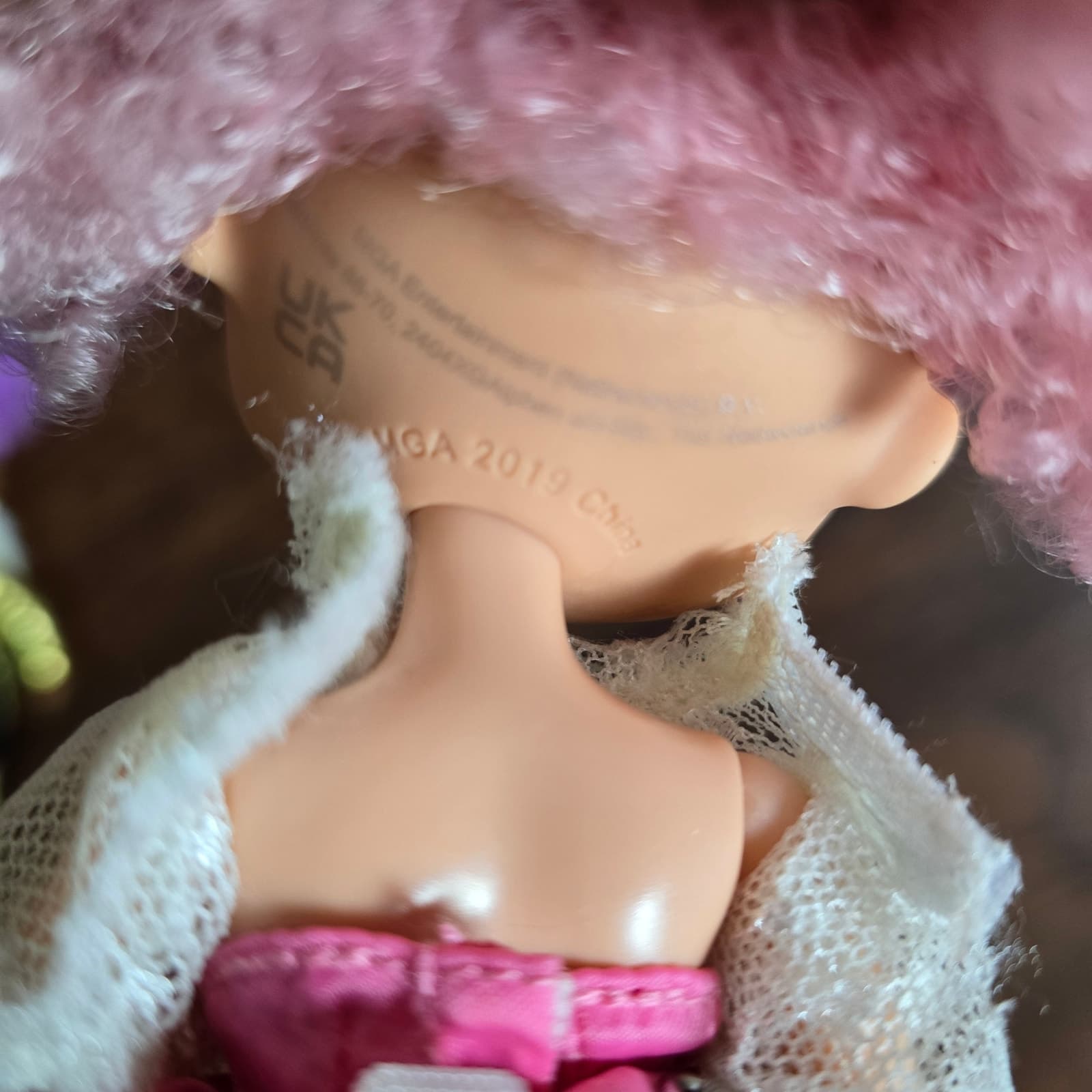 MGA LOL Surprise OMG Present & OMG 24K DJ Dolls - Thumbnail 9