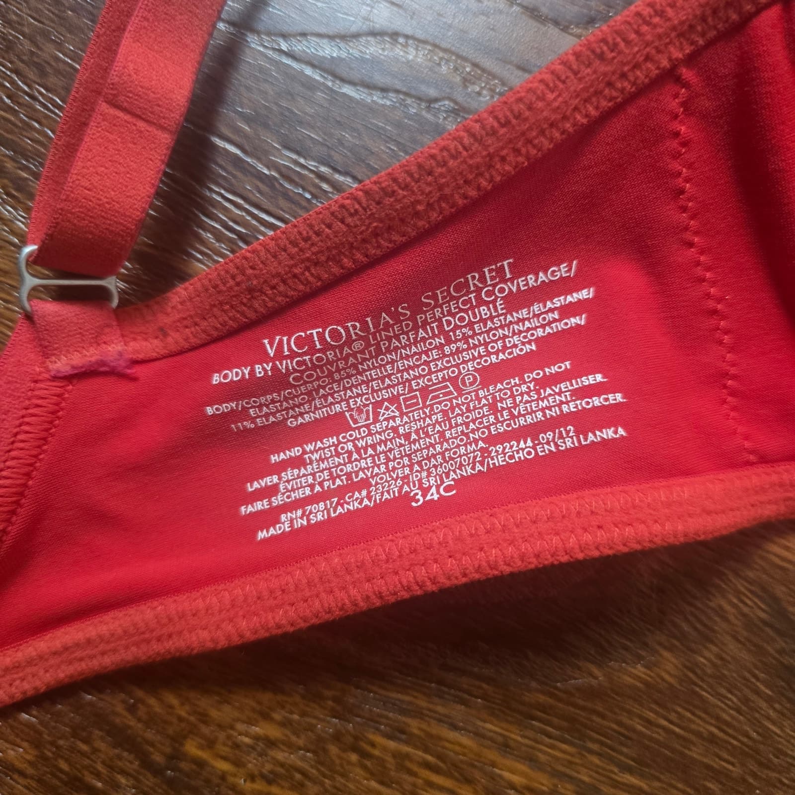 Body by Victoria Lined Perfect Coverage Bra - Red with white Lace - 34C - Thumbnail 8