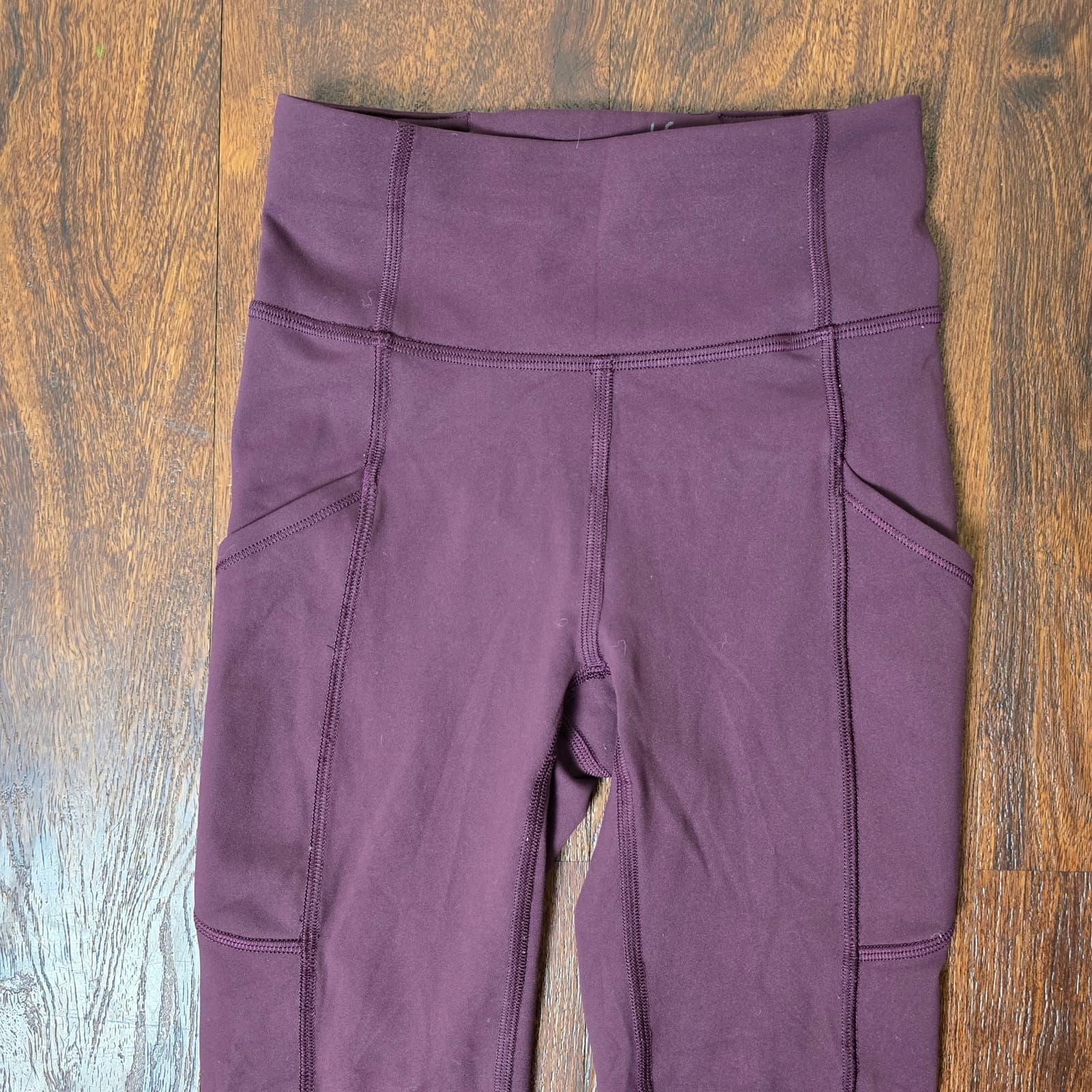 Lululemon Wunder Train High-Rise Tight 25" Cassis Size 0 - Thumbnail 5