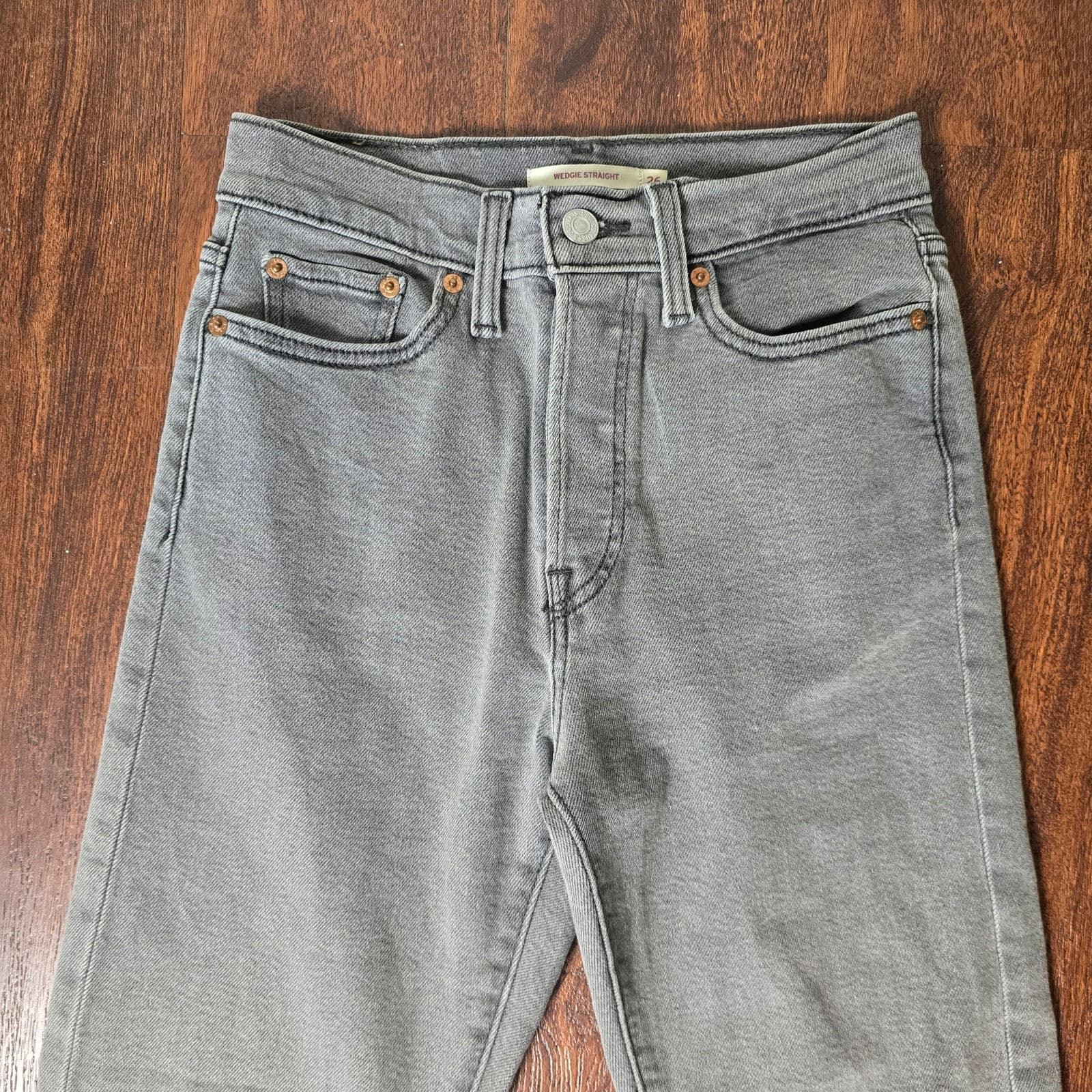 Levi's Wedgie Straight Grey Wash High Rise Button Fly Jeans, Size 26 - Thumbnail 5