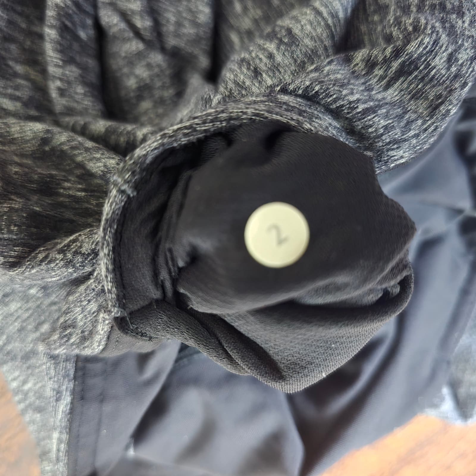 Lululemon Run: Turn Around Tight Heathered Black Size 2QI SS - Thumbnail 9