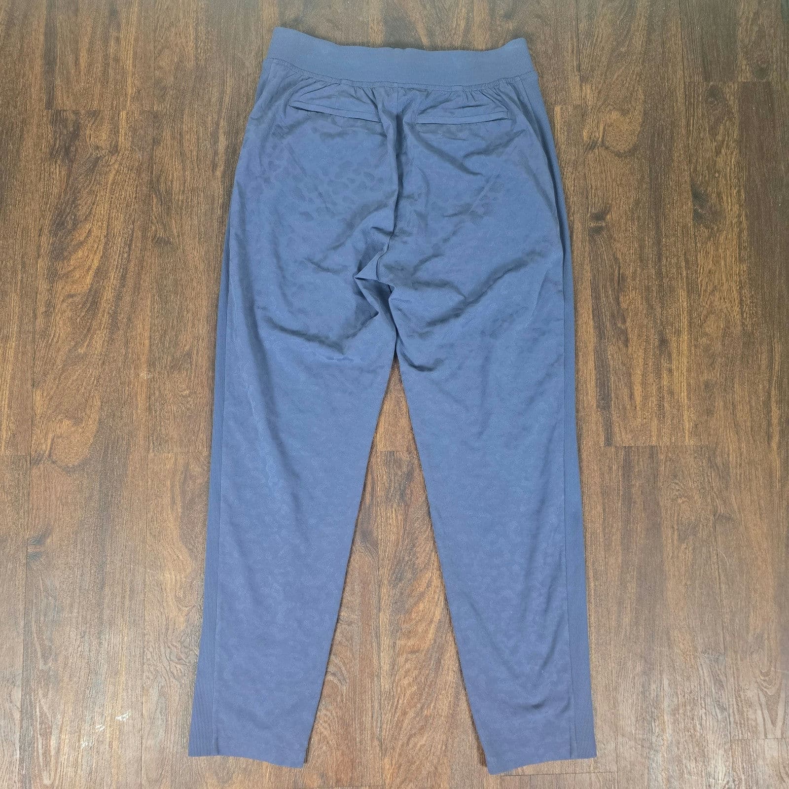 Athleta Brooklyn Textured Ankle Pant - Leopard Midieval Violet - Size 6 - 980401 - Thumbnail 7