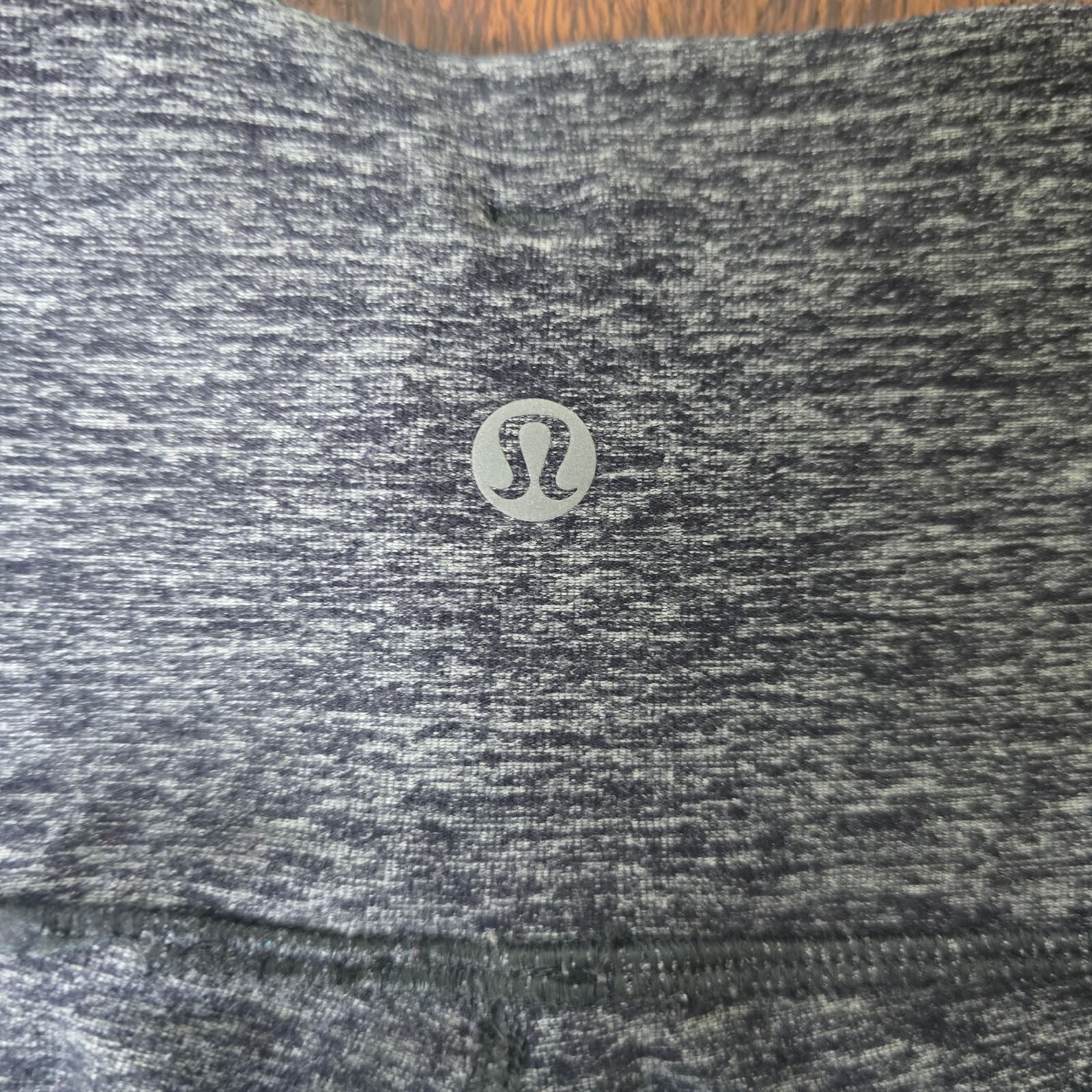 Lululemon Run: Turn Around Tight Heathered Black Size 2QI SS - Thumbnail 8
