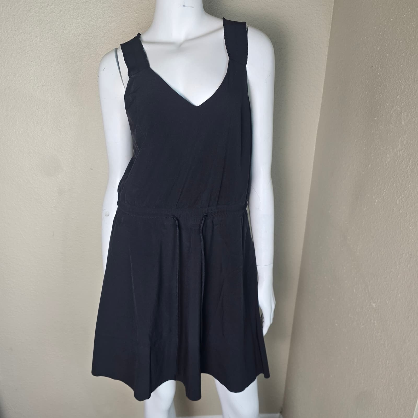 Athleta Savannah Strap Drawstring Dress - Black - Small - Style # 659323 - Thumbnail 6
