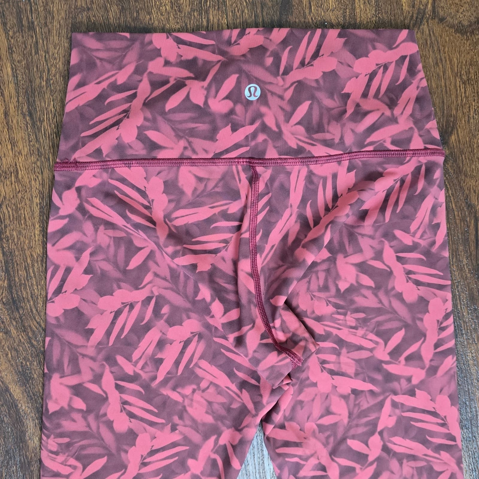 Lululemon Wunder Under High-Rise Tight 25" Luxtreme Spray Leaf Fireside Red - 6 - Thumbnail 6