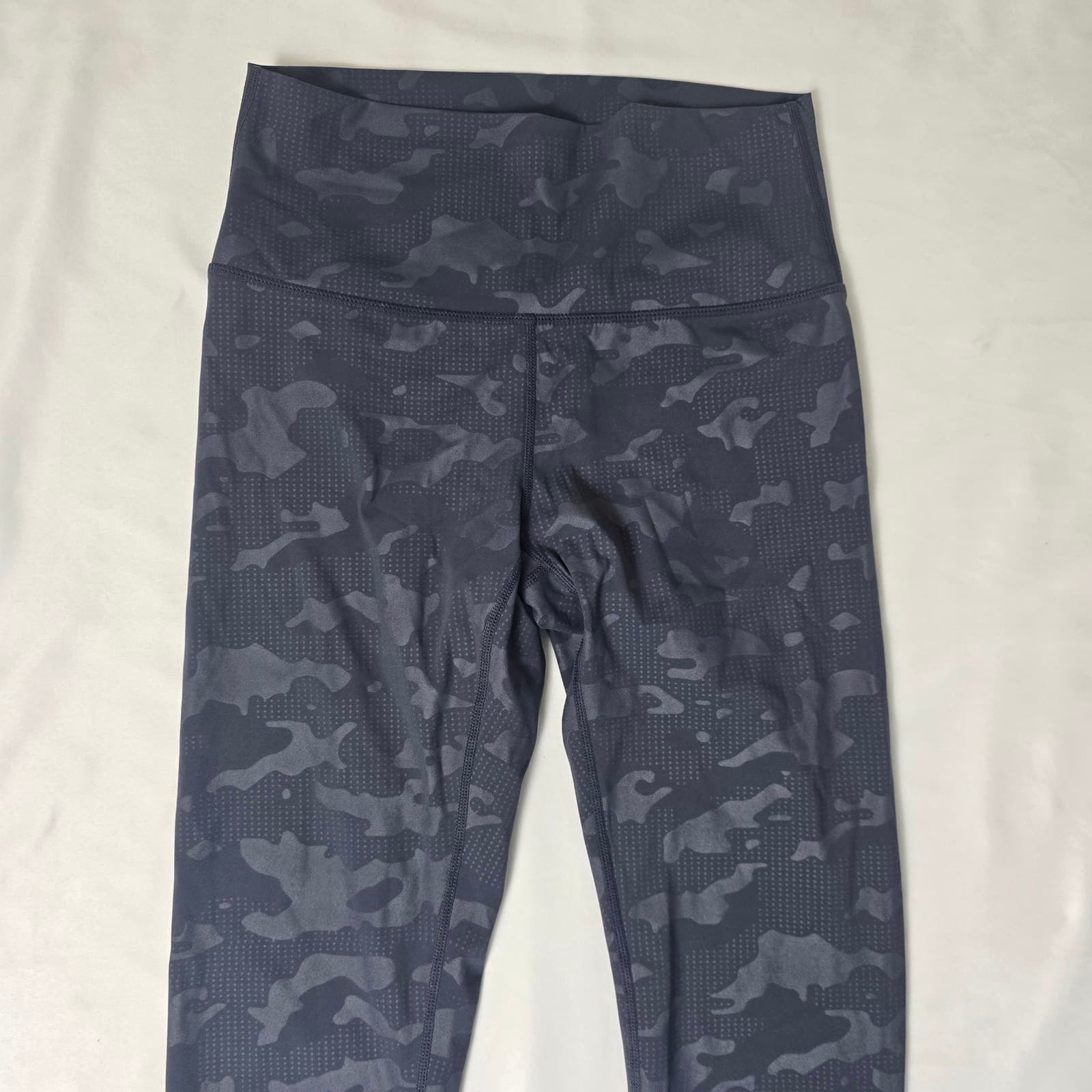 Zyia Active Luxe Hi Rise Leggings 7/8 Battlefield Camo - Size 4 - Thumbnail 6