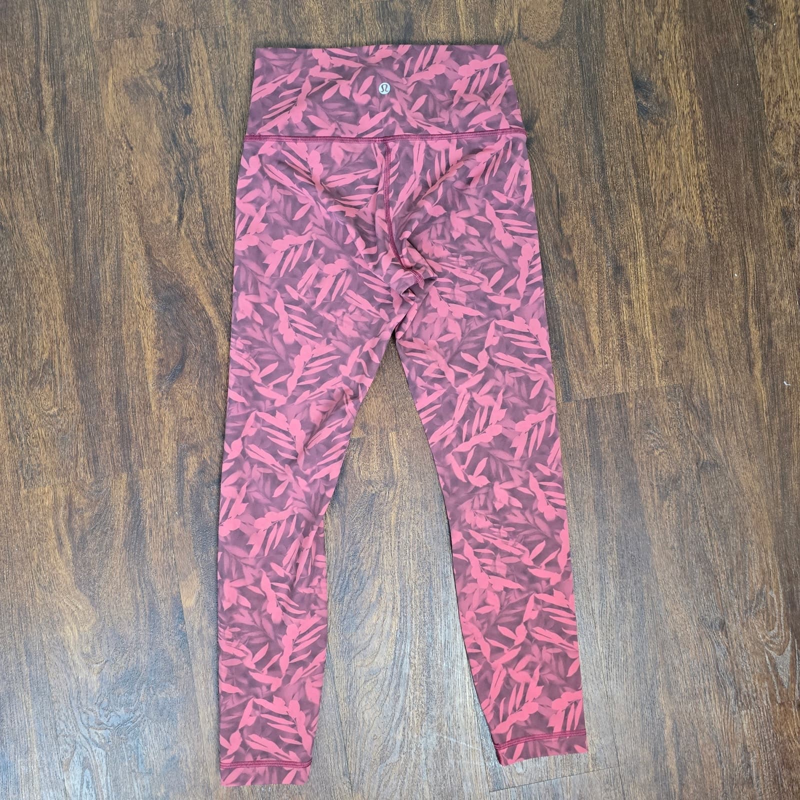 Lululemon Wunder Under High-Rise Tight 25" Luxtreme Spray Leaf Fireside Red - 6 - Thumbnail 5