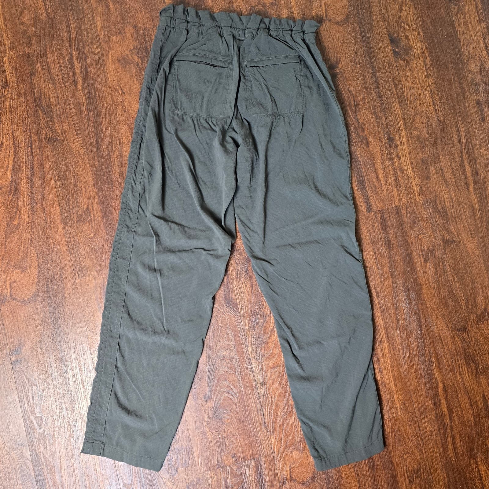 Athleta Trekkie Paper Bag Pants - Dark Gray - Size 0 - Style # 405927 - Thumbnail 5