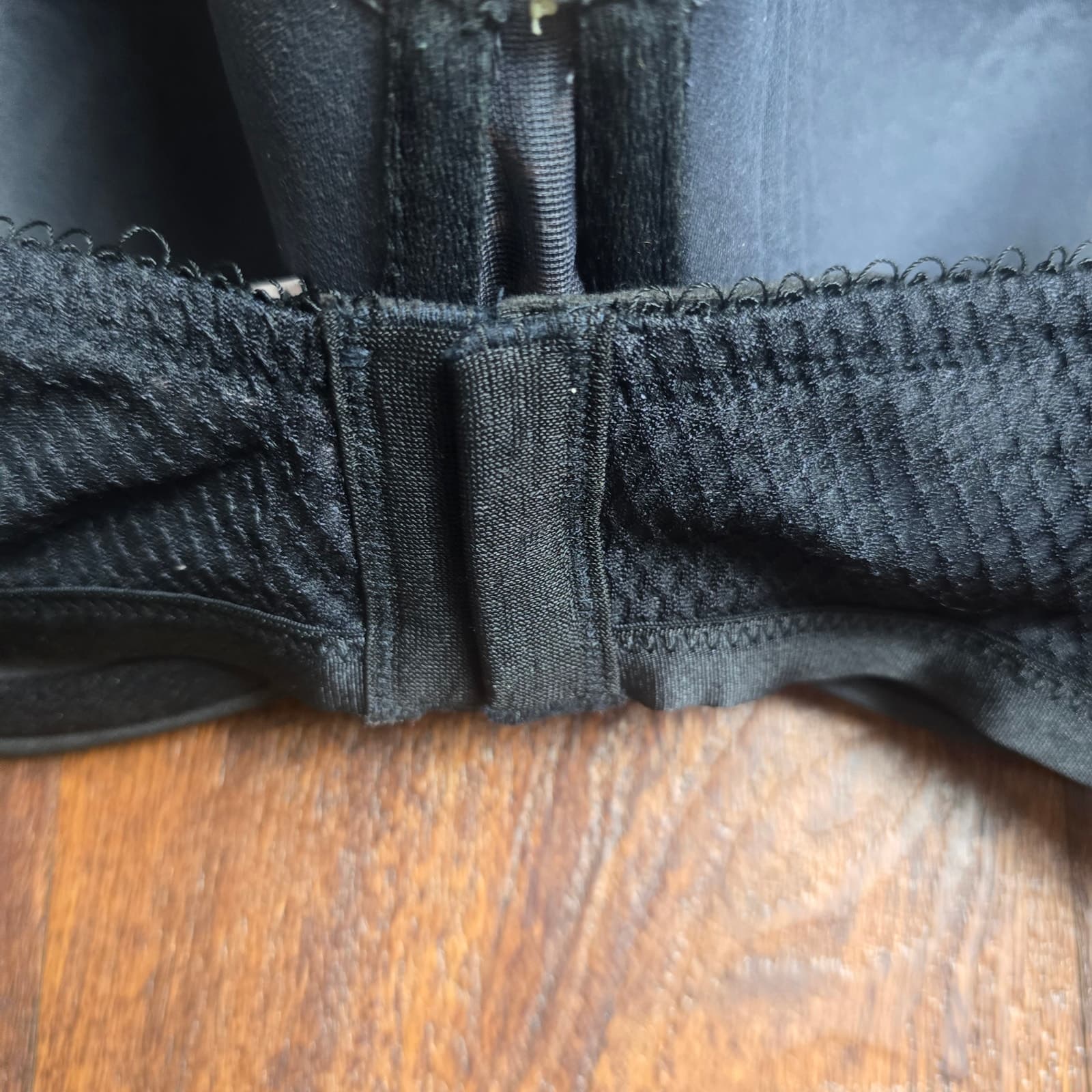 Victoria’s Secret Dream Angels Lined Demi Bra in Black/Nude Floral Lace - 36DDD - Thumbnail 6