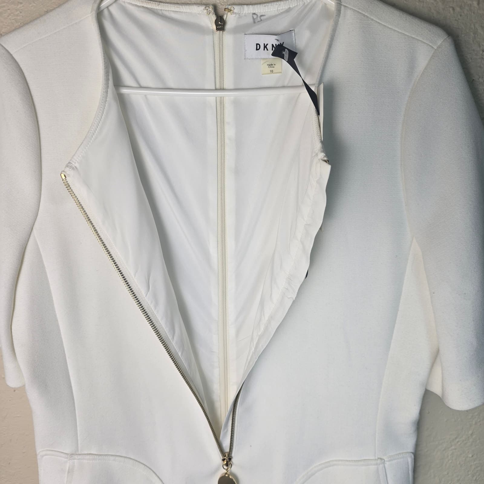 DKNY White Front Half Zip Elbow Length Short Sleeve Knee Length Dress NWT - 10 - Thumbnail 3