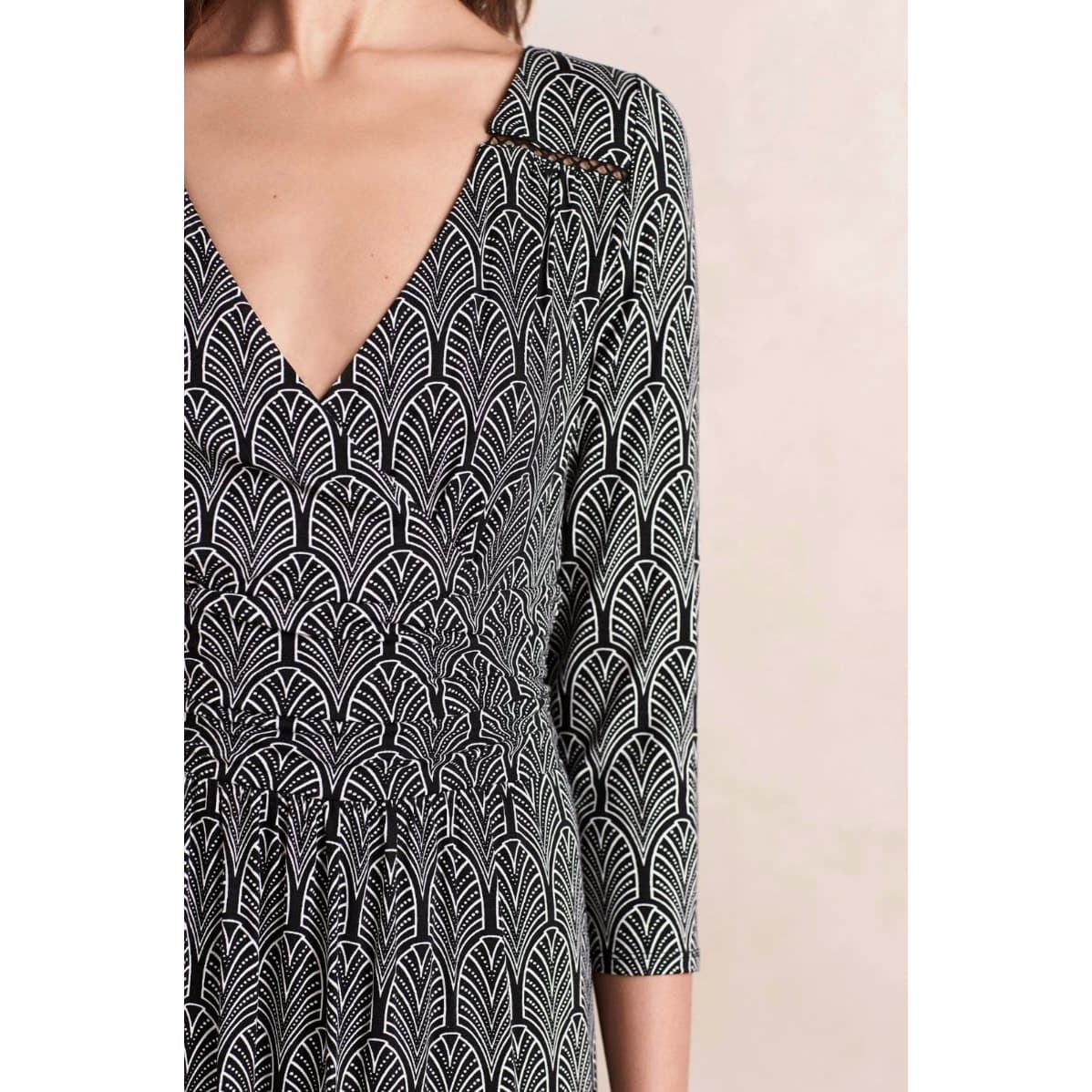 MAEVE Anthropologie Galena Black & White 3/4 Sleeve Wrap Top Midi Dress X-Small - Thumbnail 3