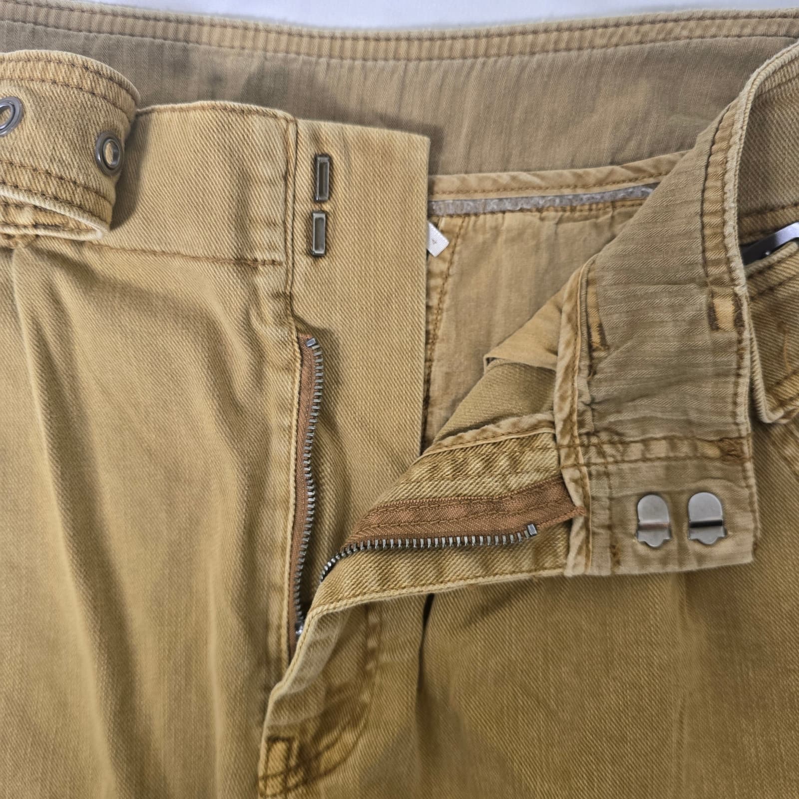 Free People Belted High Rise Cropped Barrel Pants - Dark Khaki/Tan - Size 4 - Thumbnail 4