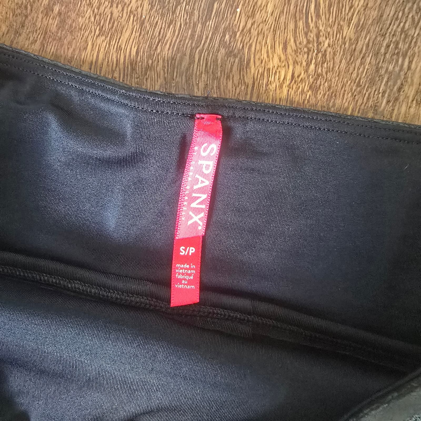 SPANX Sequined Faux Leather Leggings - Black - Small - Thumbnail 10