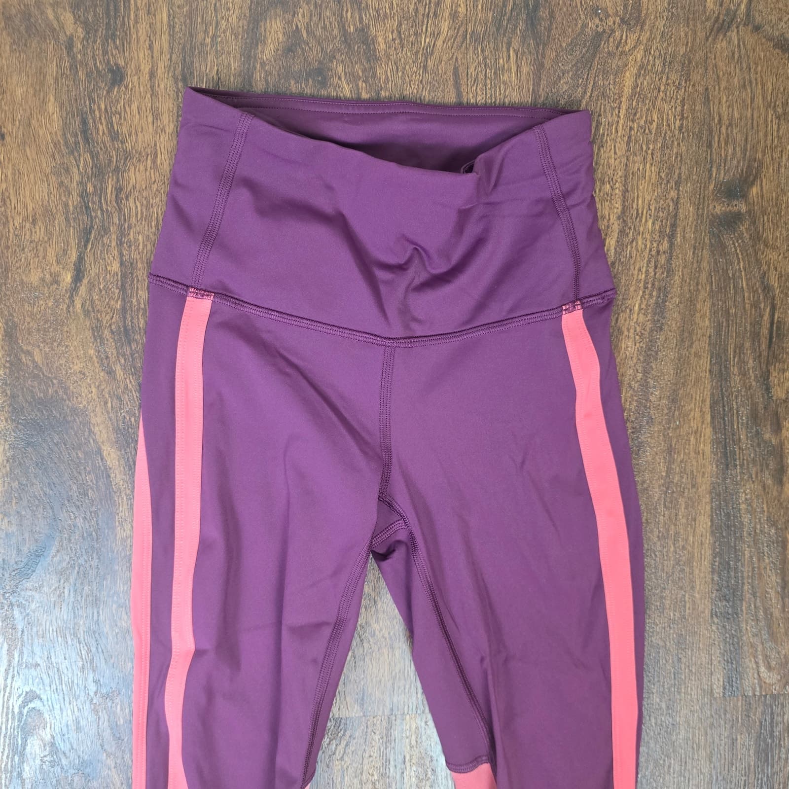 Lululemon Zip The Line Crop *23 - Deep Ruby/Poppy Coral - Size 2 - Style W6ASPS - Thumbnail 6