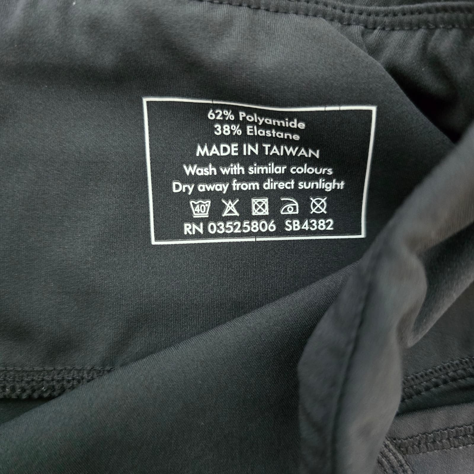 Sweaty Betty The Power 7/8 Leggings - Grey Union Jack - Medium - Thumbnail 7