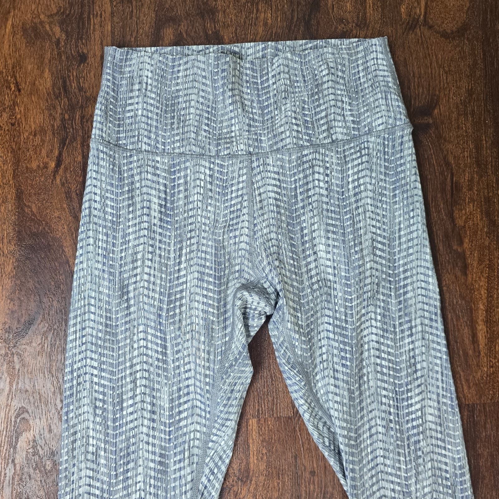 Lululemon Wunder Under Crop Hi-Rise Luon Arrow Jacquard Battleship Silver Spoon - Thumbnail 5