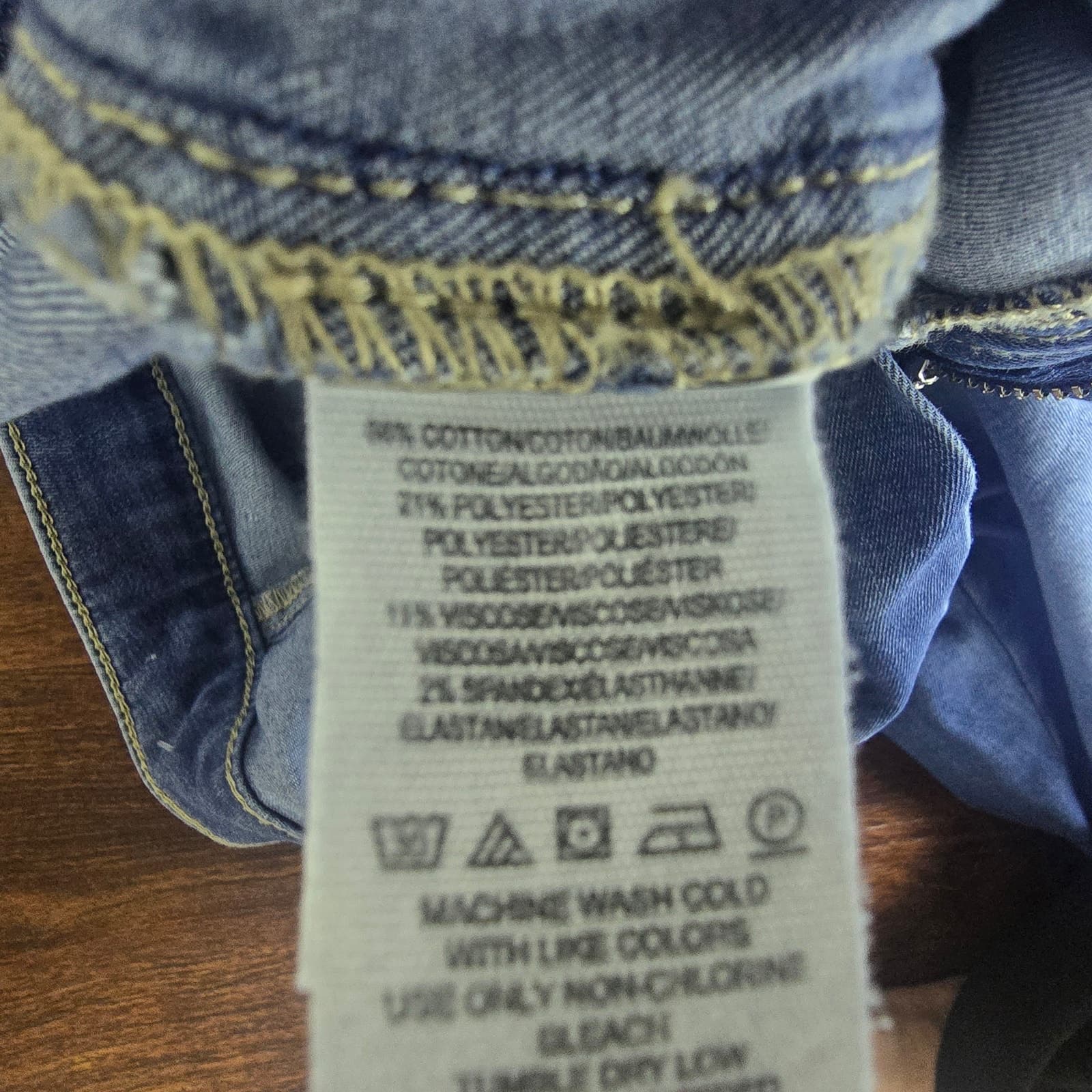 We The Free Float on Flare Jeans Raw Hem High Rise Bell Bottom - Size 28 - Thumbnail 9