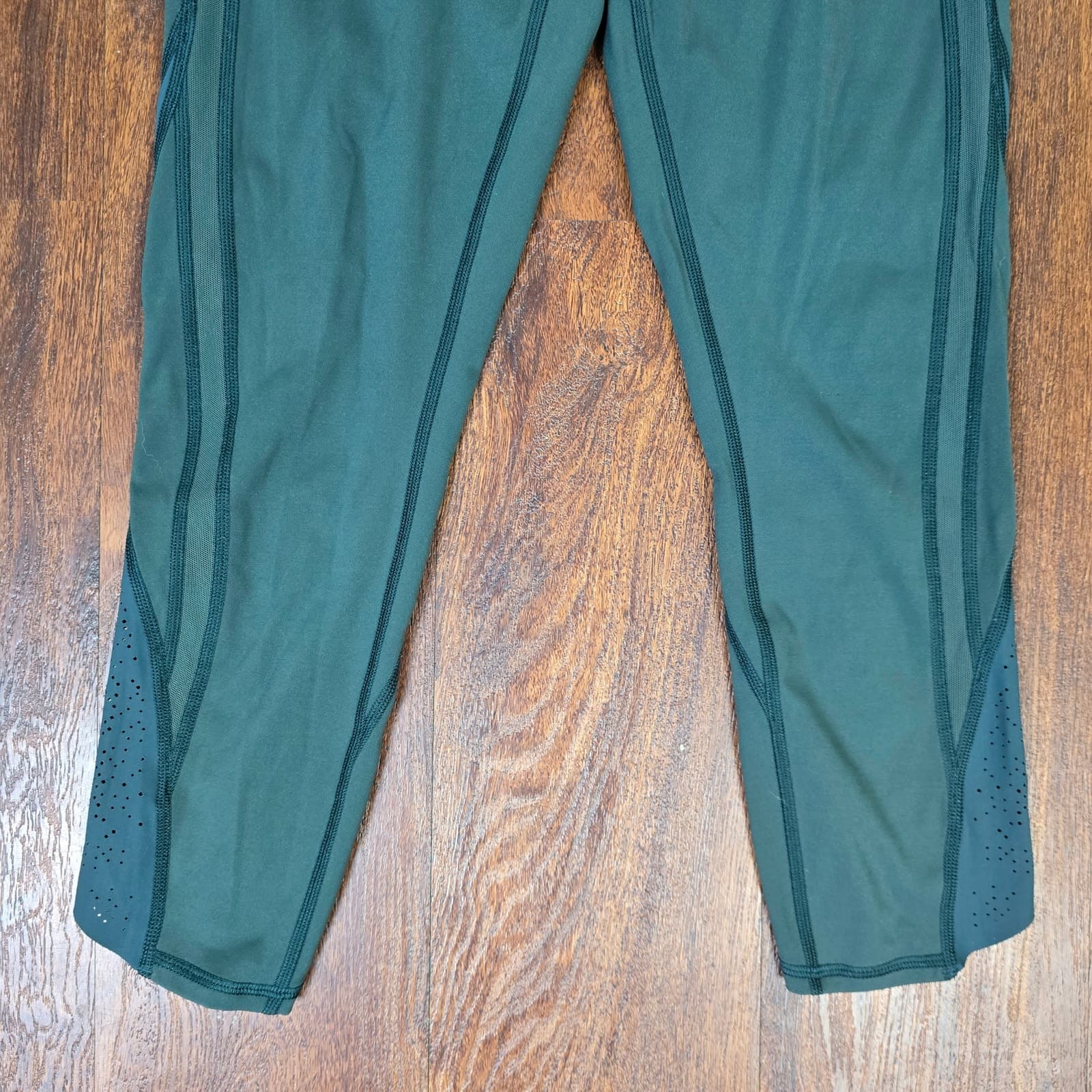 Lululemon In Movement Crop *Everlux 19" - Pacific Teal - Size 6 - Style # W6AHJS - Thumbnail 6