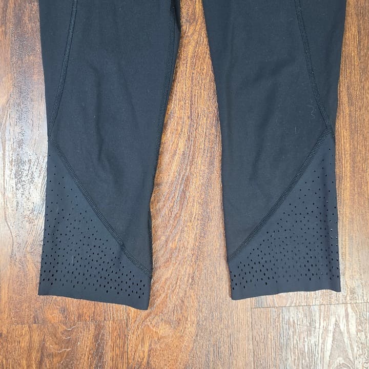 Lululemon Wunder Under Crop (Hi-Rise) - Black - Size 6 - W6ABAS - Thumbnail 7