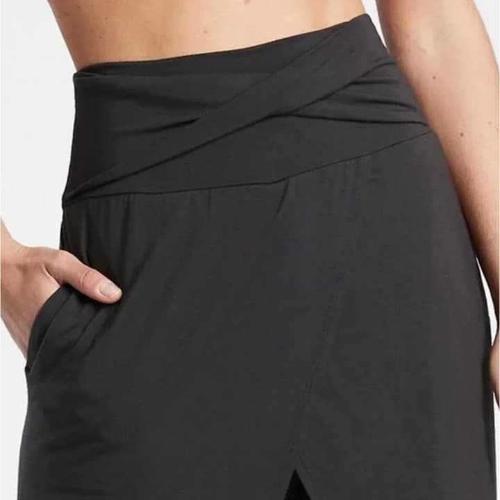 Athleta Release Pants - Black - XS - Style # 657532 - Thumbnail 3