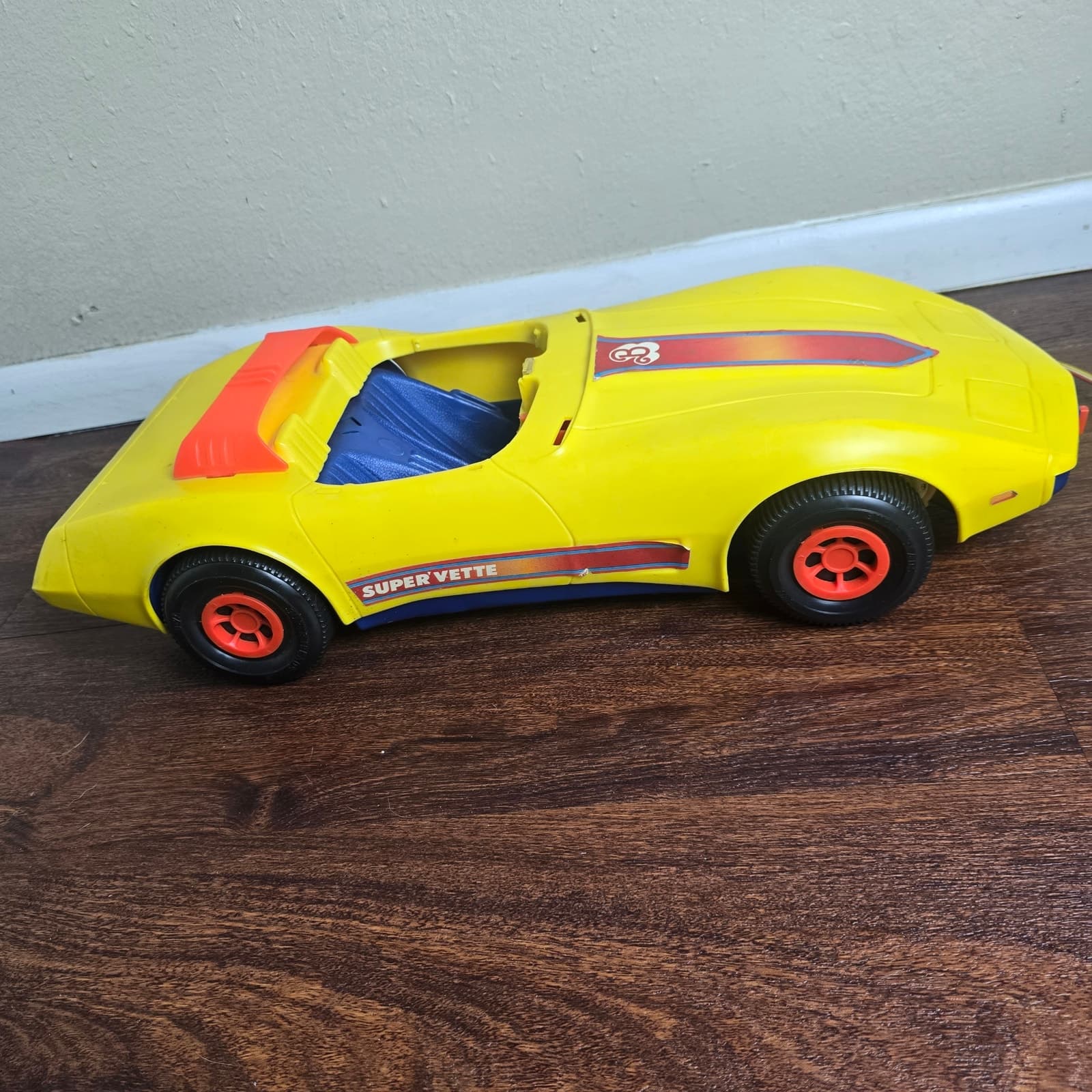 Vintage 1979 Barbie Remote Control Super 'Vette Corvette - WORKING - Thumbnail 2