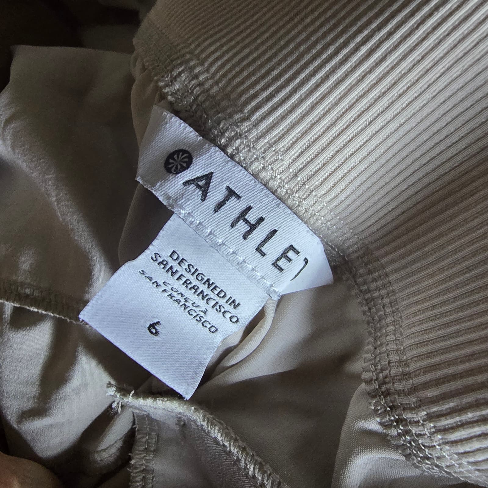 ATHLETA Brooklyn Mid-Rise Ankle Pants - Abalone - Size 6 - 198671 - Thumbnail 9