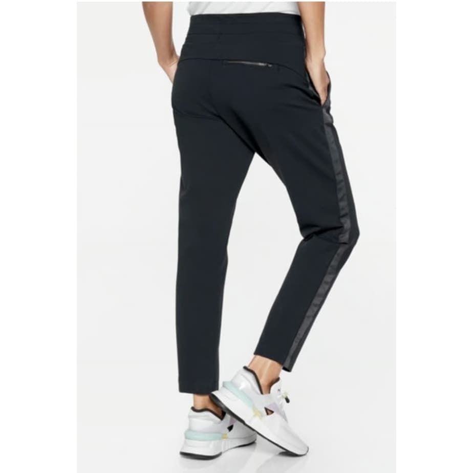 ATHLETA Metro Downtown Ankle Pant - Black - Small - Style # 405661 - Thumbnail 4
