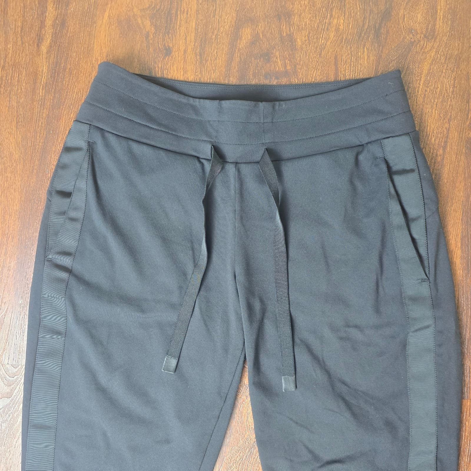 ATHLETA Metro Downtown Ankle Pant - Black - Small - Style # 405661 - Thumbnail 5