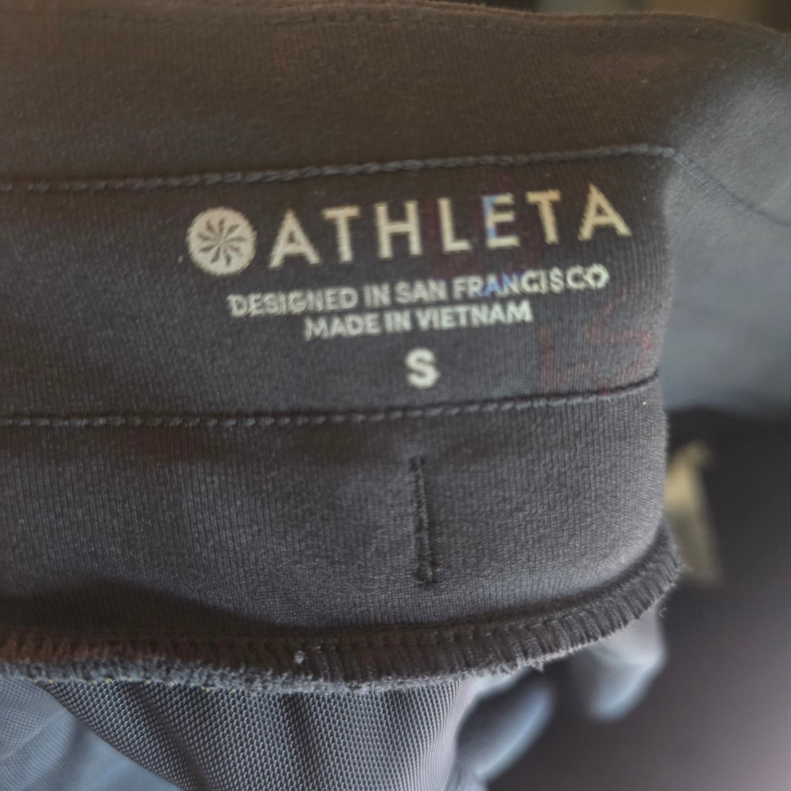 ATHLETA Metro Downtown Ankle Pant - Black - Small - Style # 405661 - Thumbnail 10